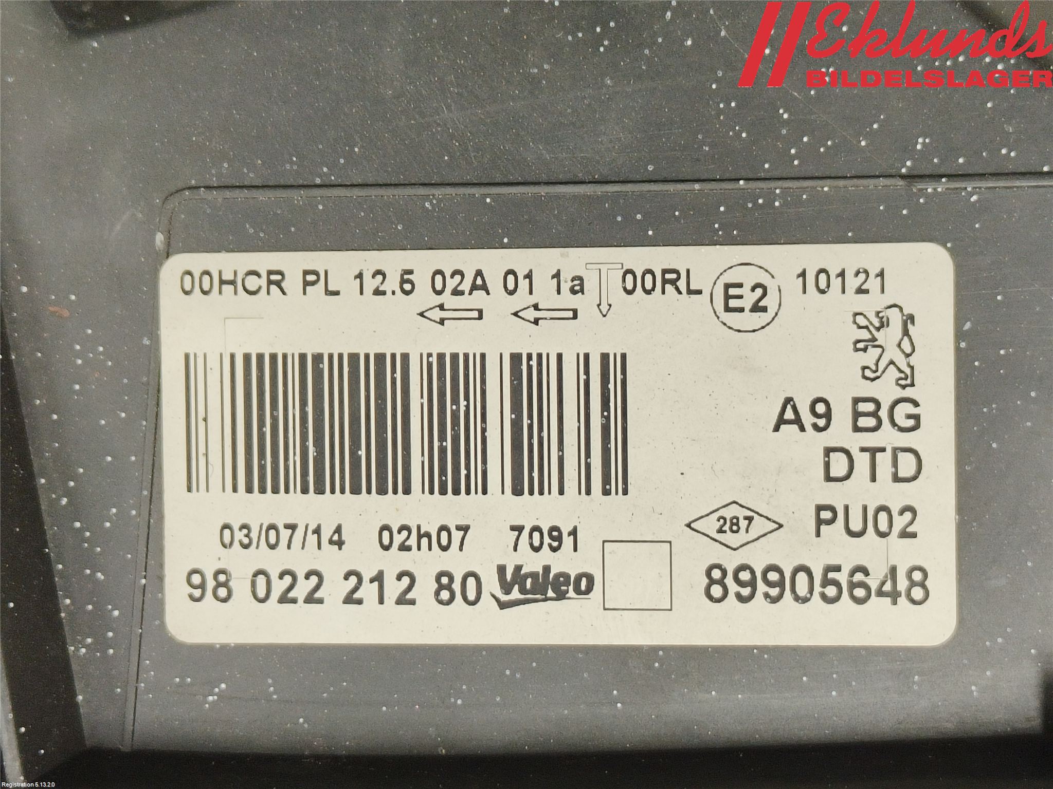 Peugeot 208 12-15 Strålkastare Höger