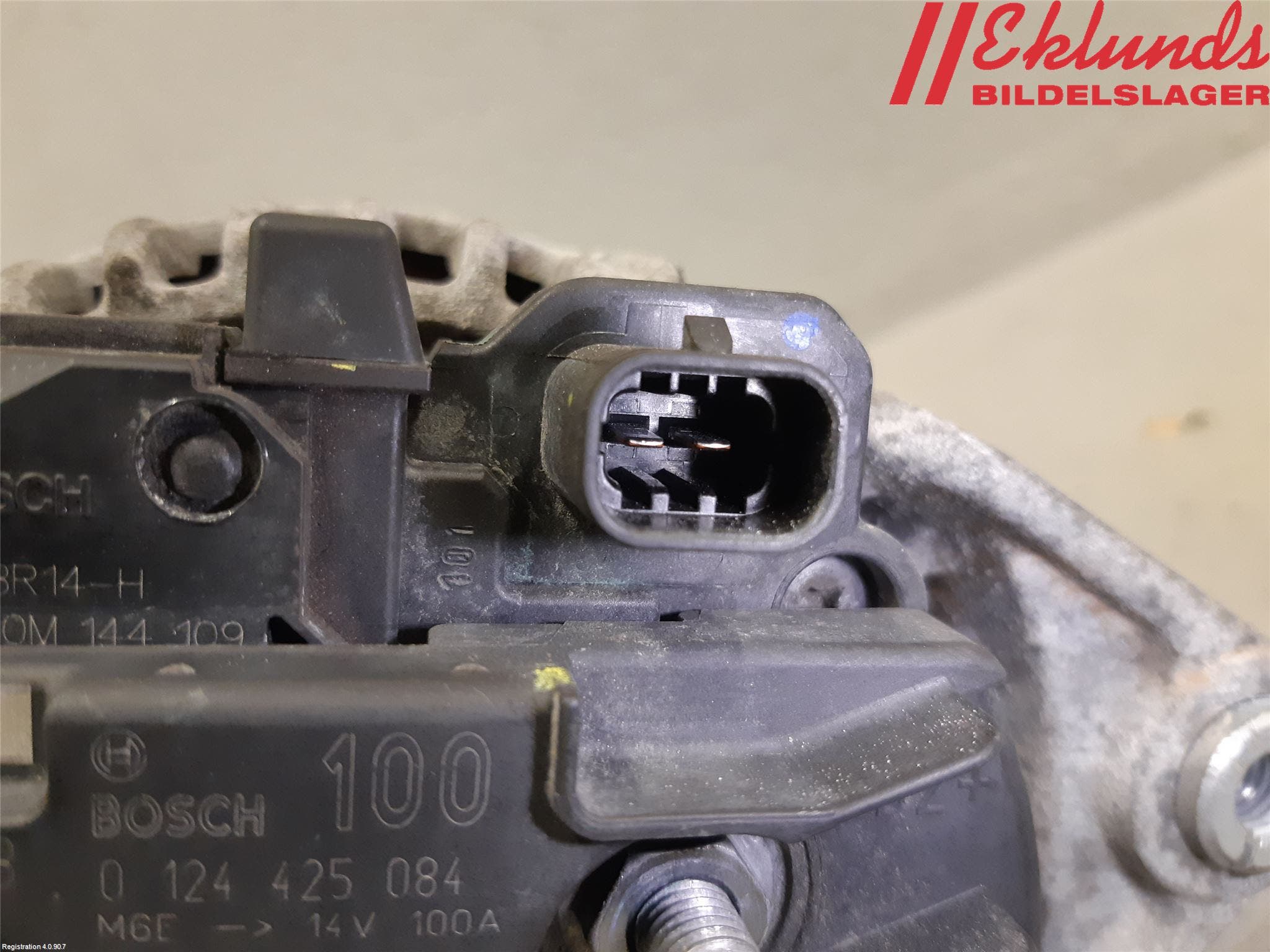 Opel MERIVA B 10-17 Generator