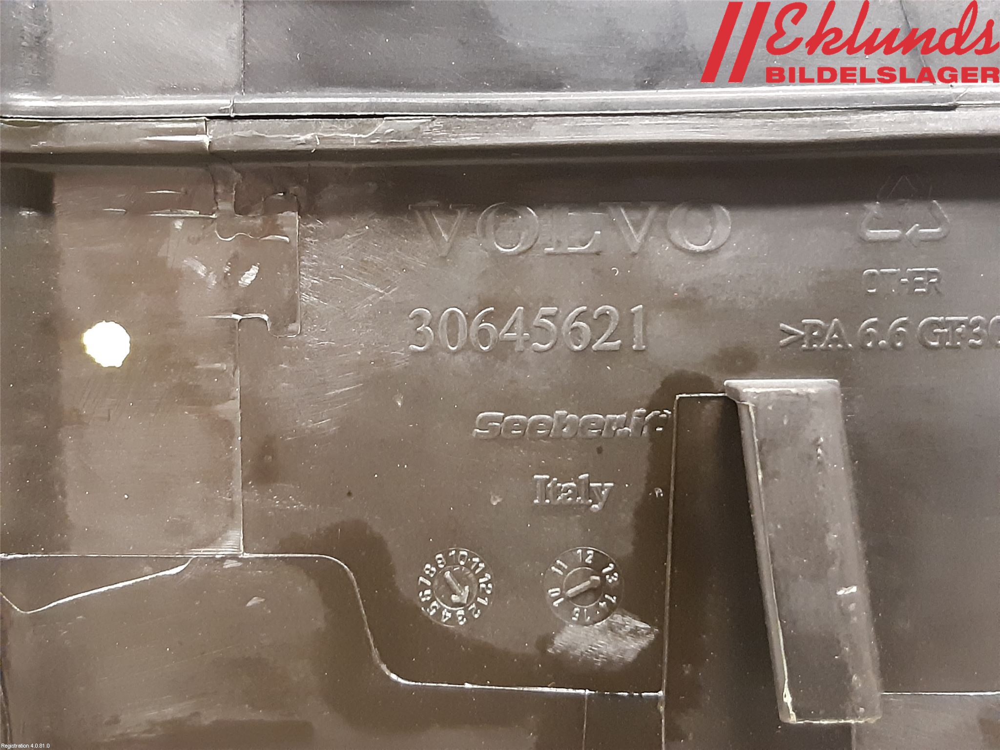 Volvo XC90 07-14 Styrservooljebehållare