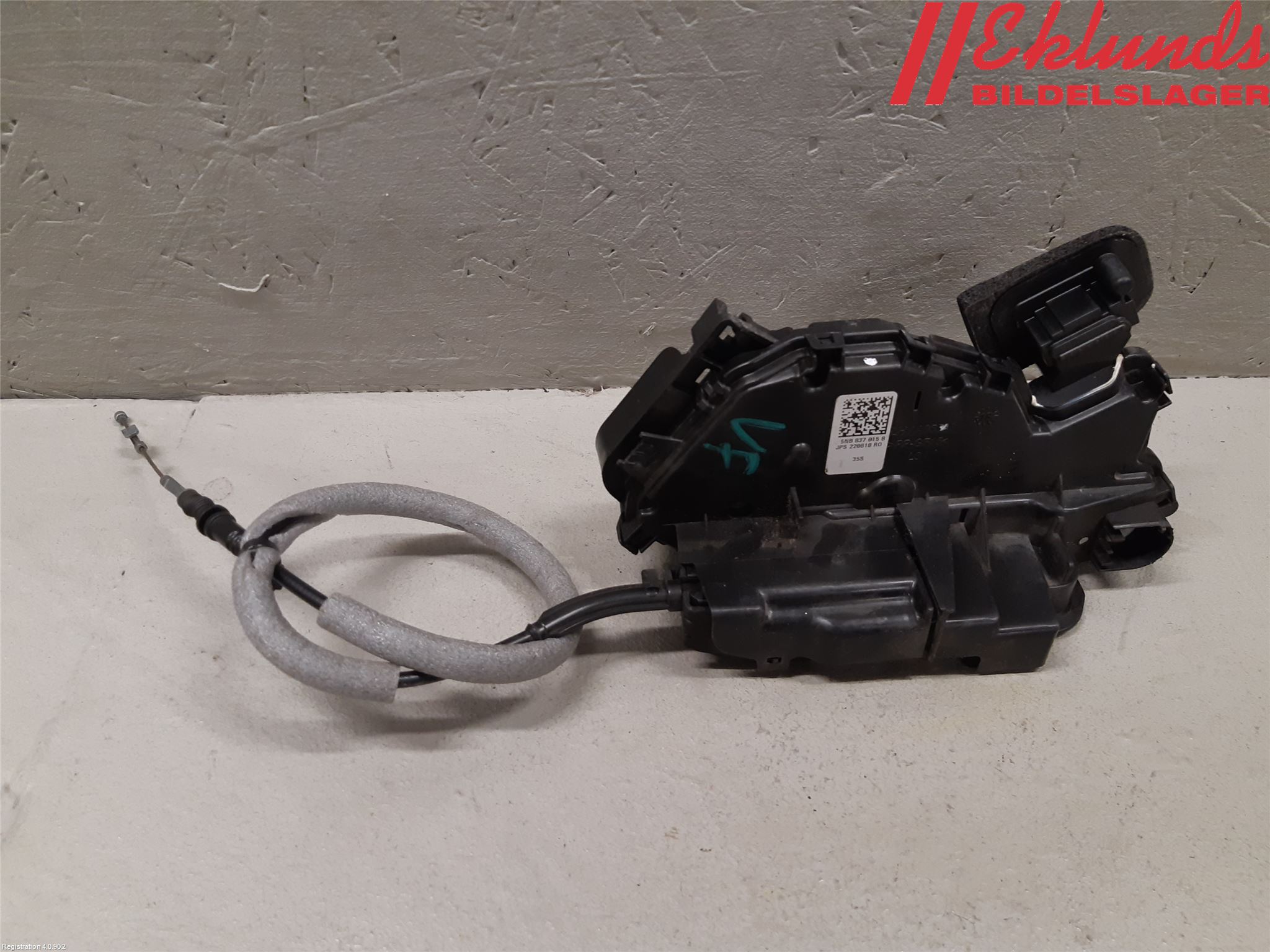 Volkswagen VW PASSAT 15-19 Låskista-Dörrlås