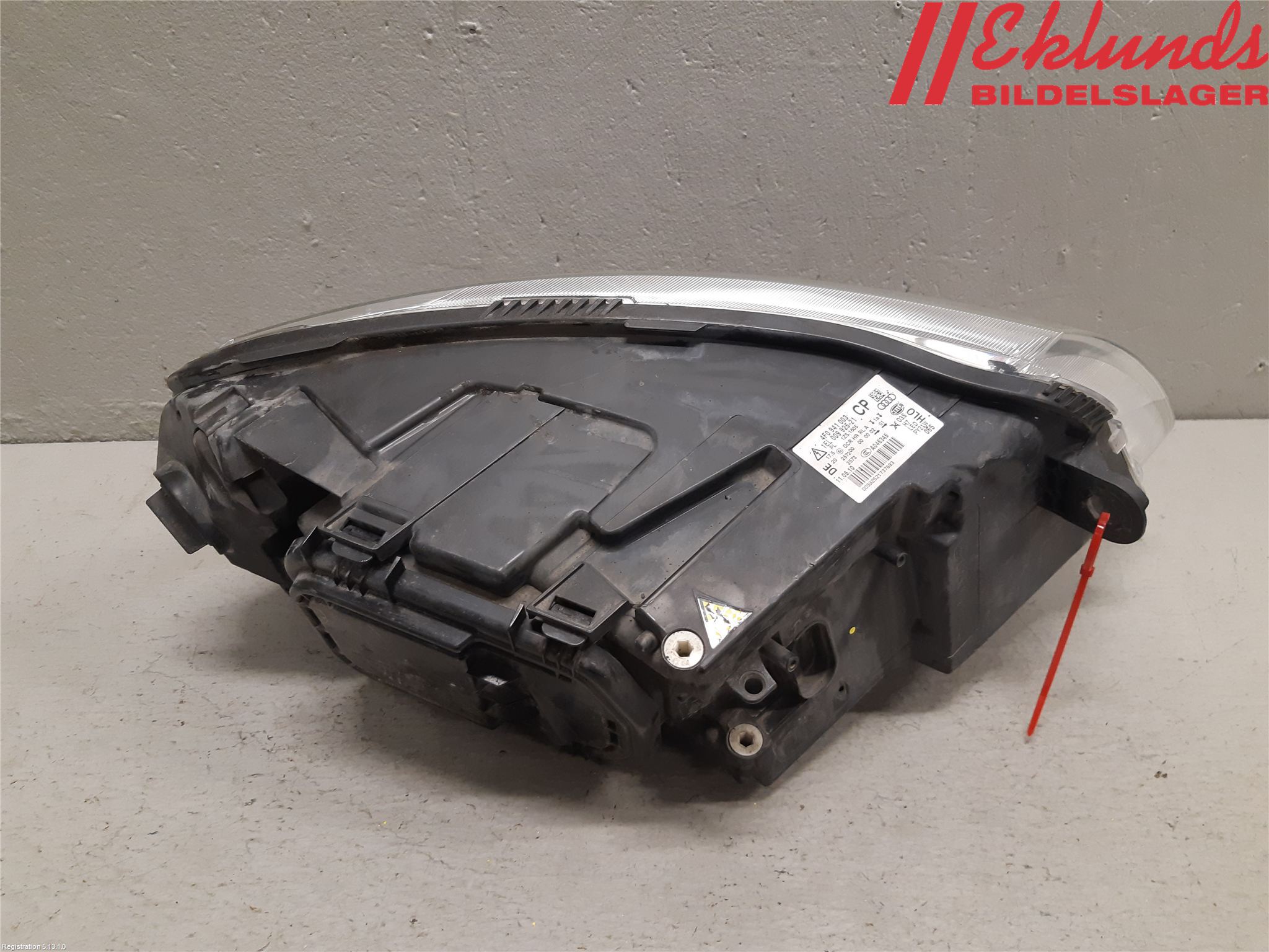 Audi A6/S6     05-11 Strålkastare Vänster
