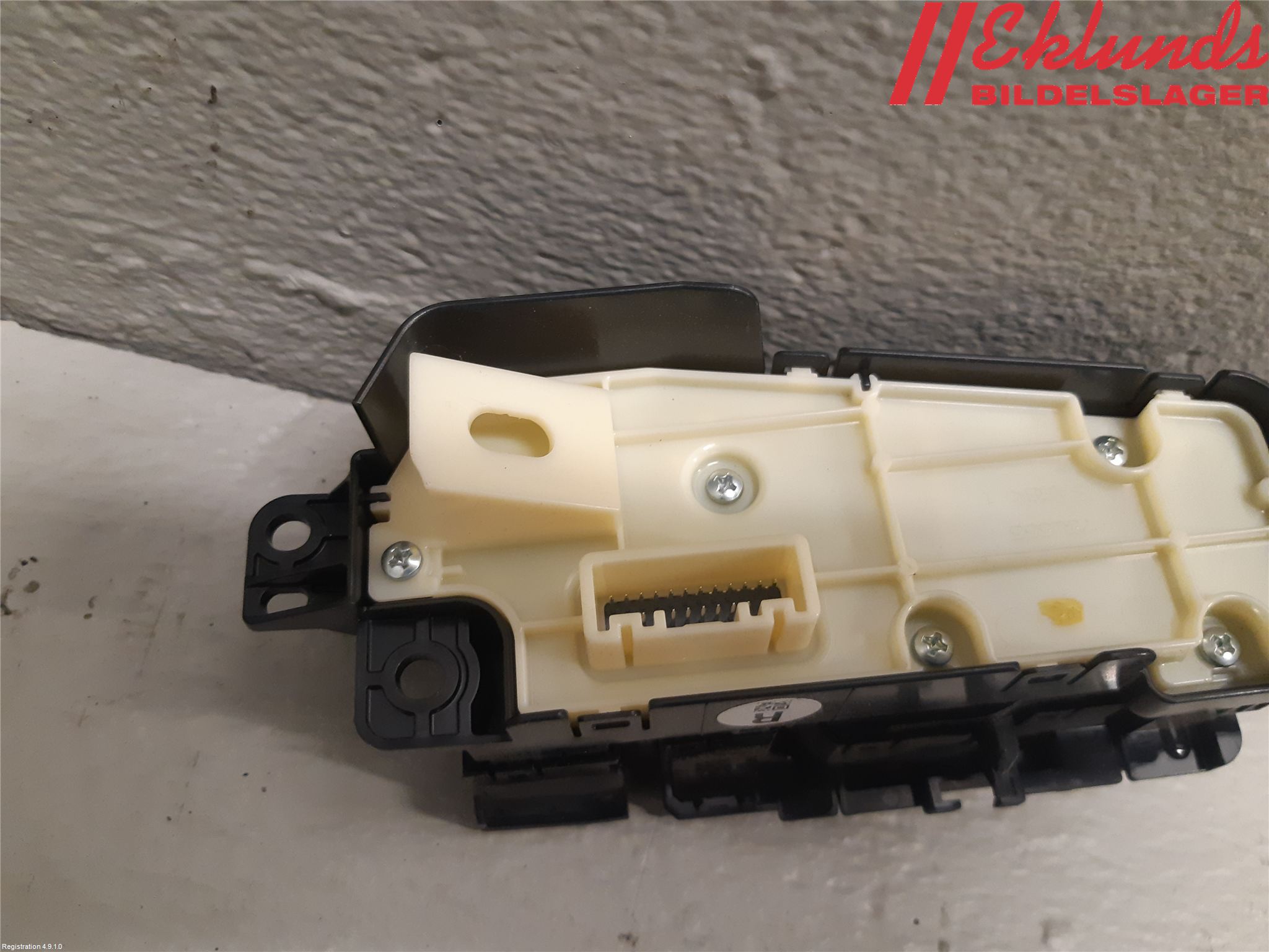 Toyota RAV4 19- Strömställare Multifunktion