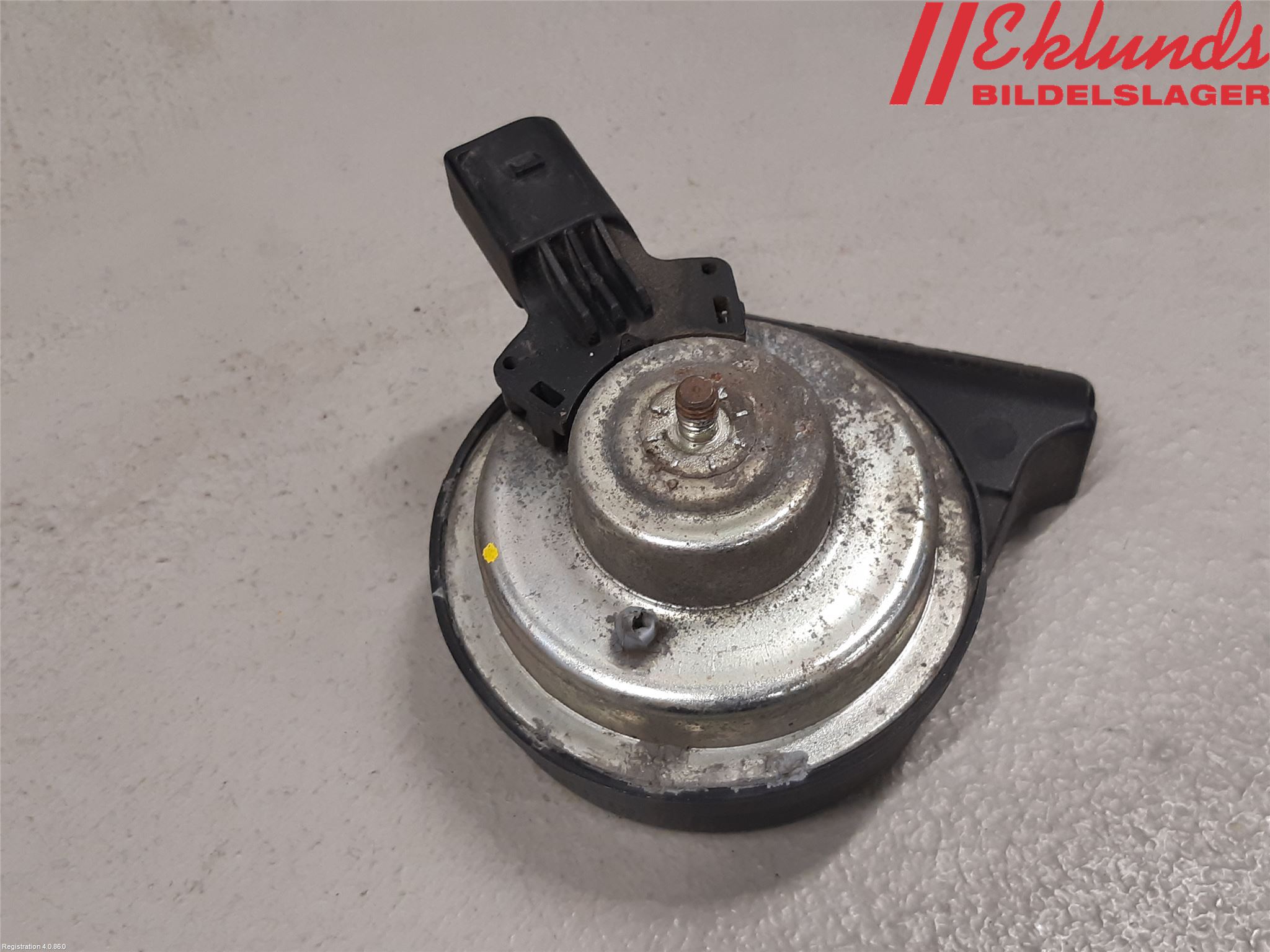 Volkswagen VW PASSAT 11-14 Signalhorn