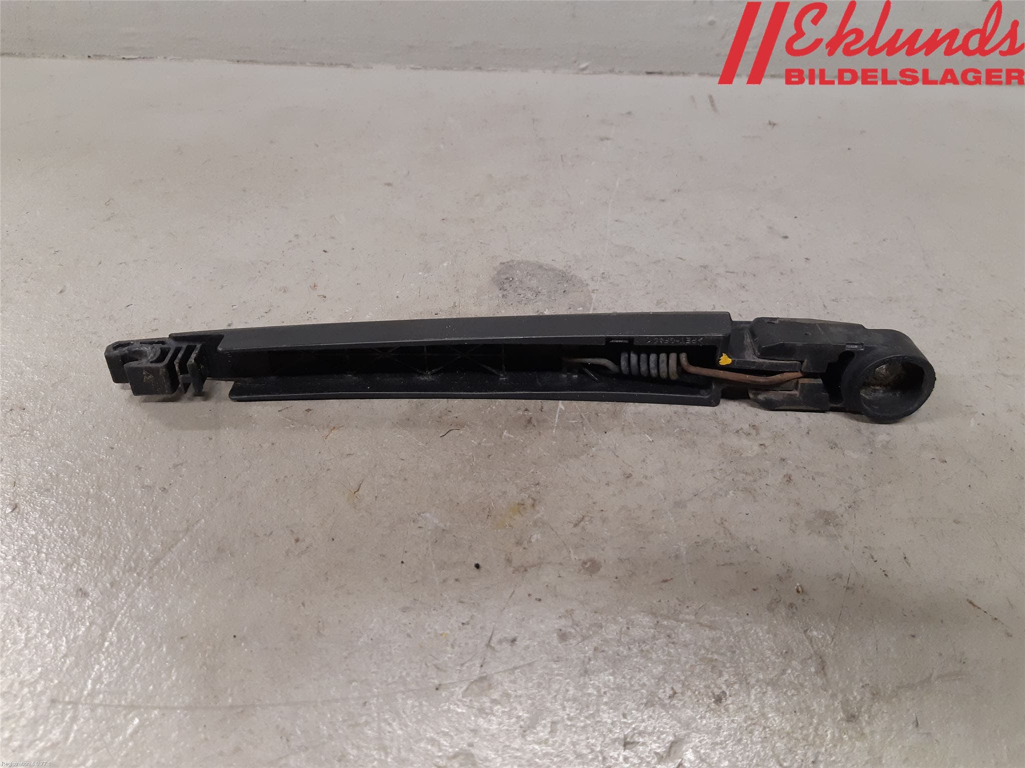 Hyundai i40 08-15 Torkararm-Bakruta