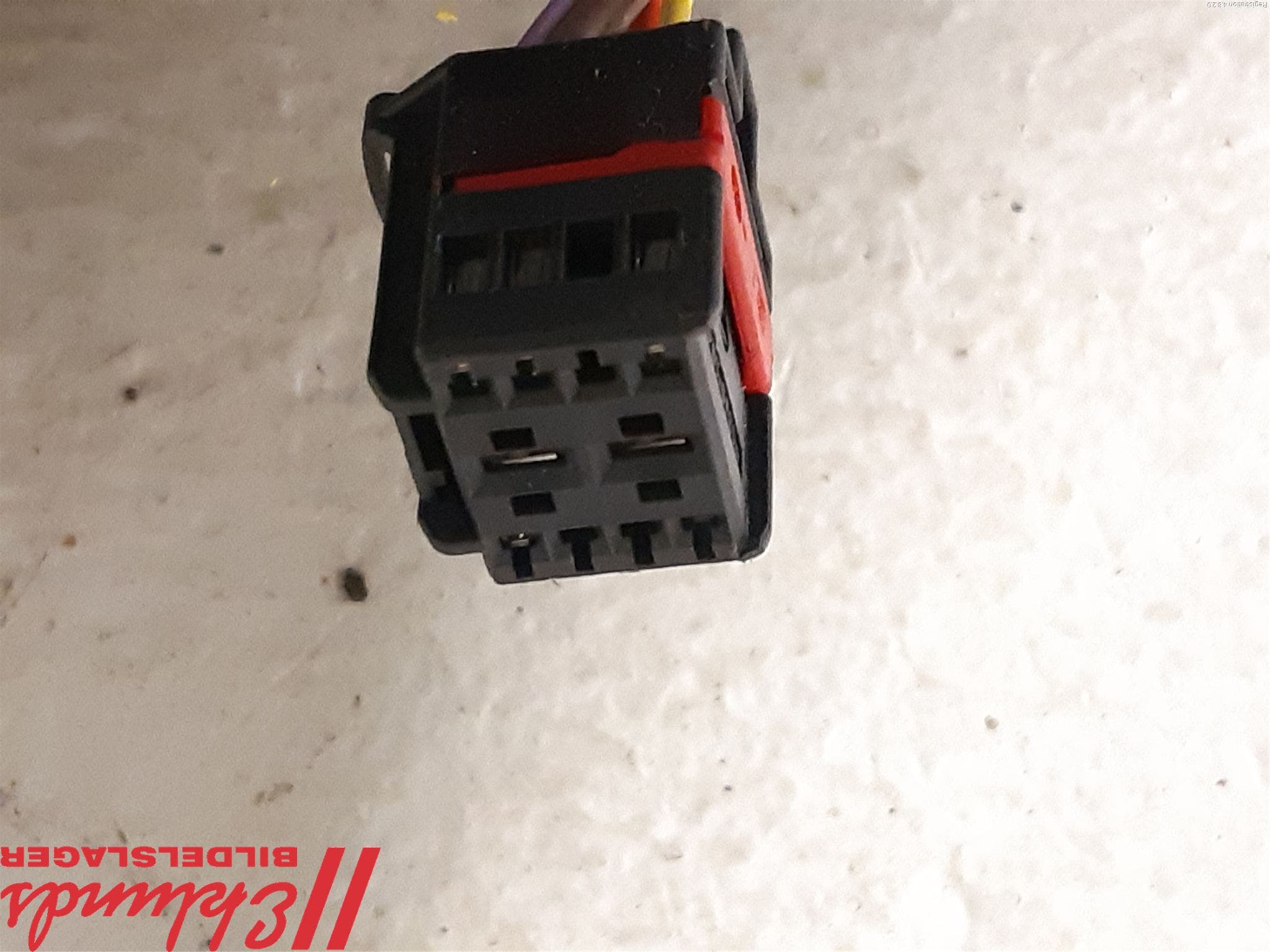 Hyundai i40 16-18 Gasfjäder Baklucka