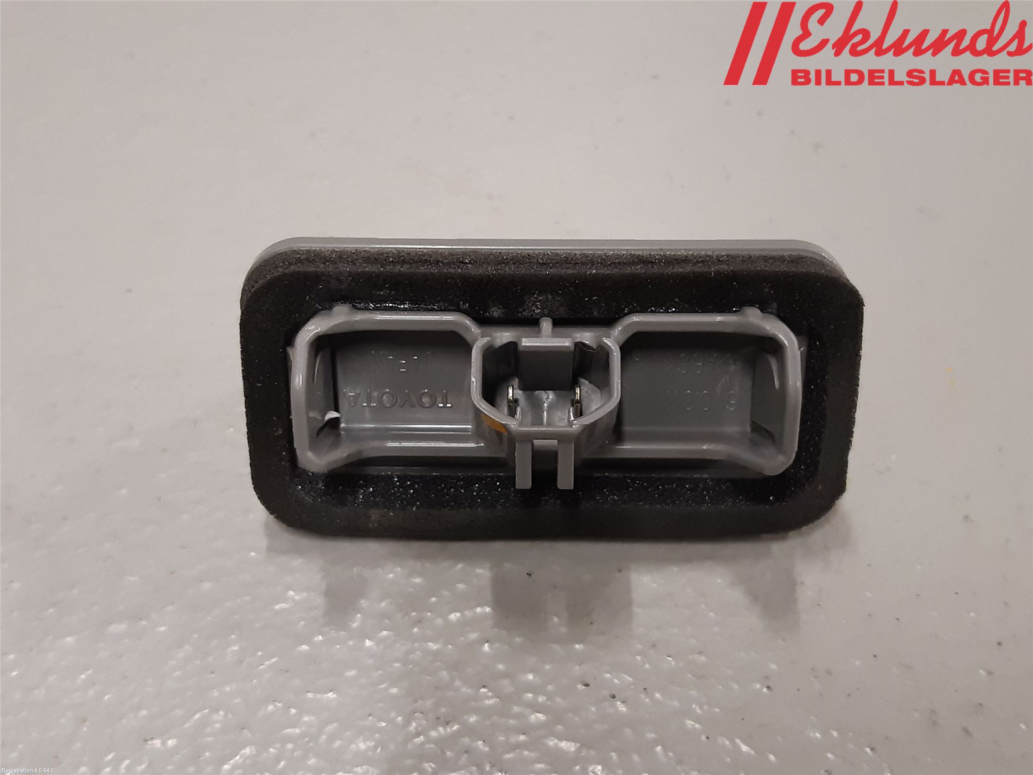 Toyota RAV4 19- Skylt Belysning