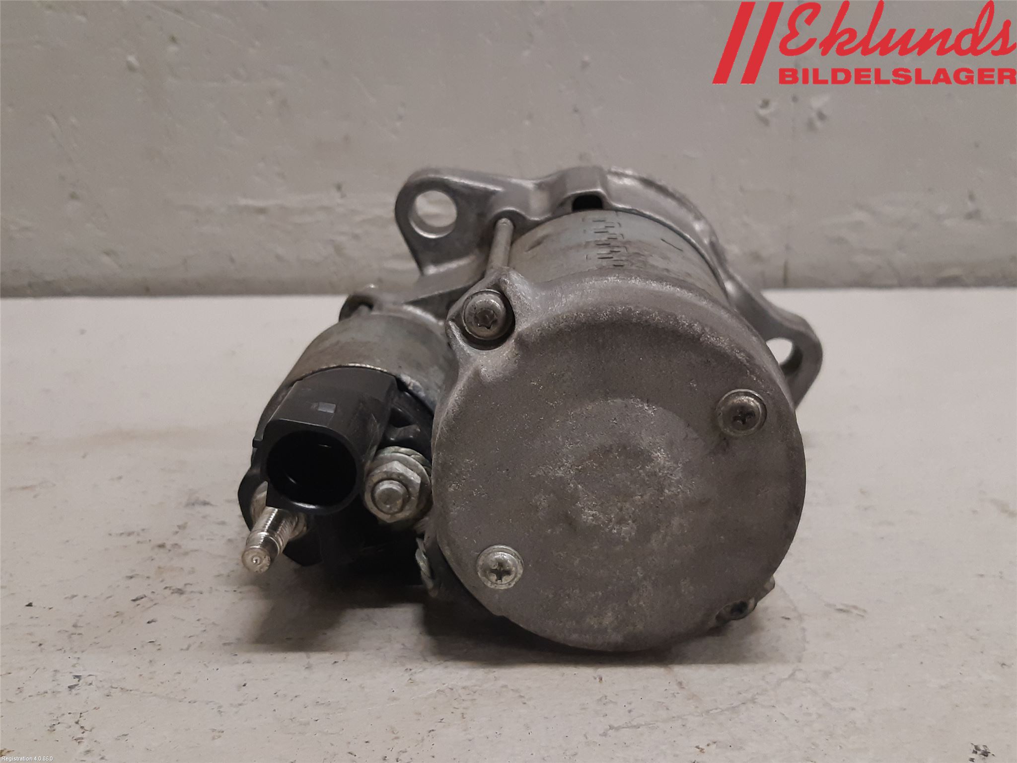 Volkswagen VW POLO VI 18->> Startmotor