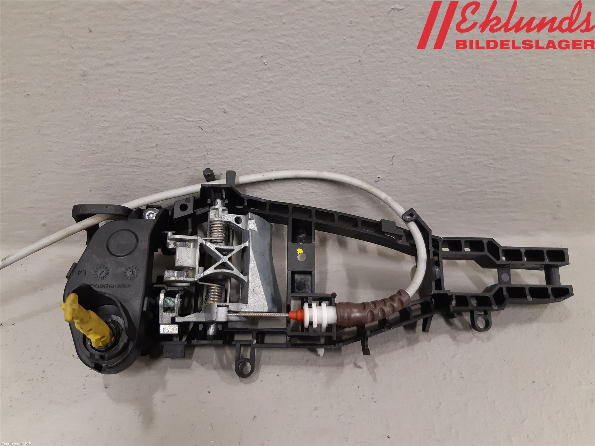 BMW 4 F32/F33/F82/F83 13-20 Dörrhandtag Yttre Vä