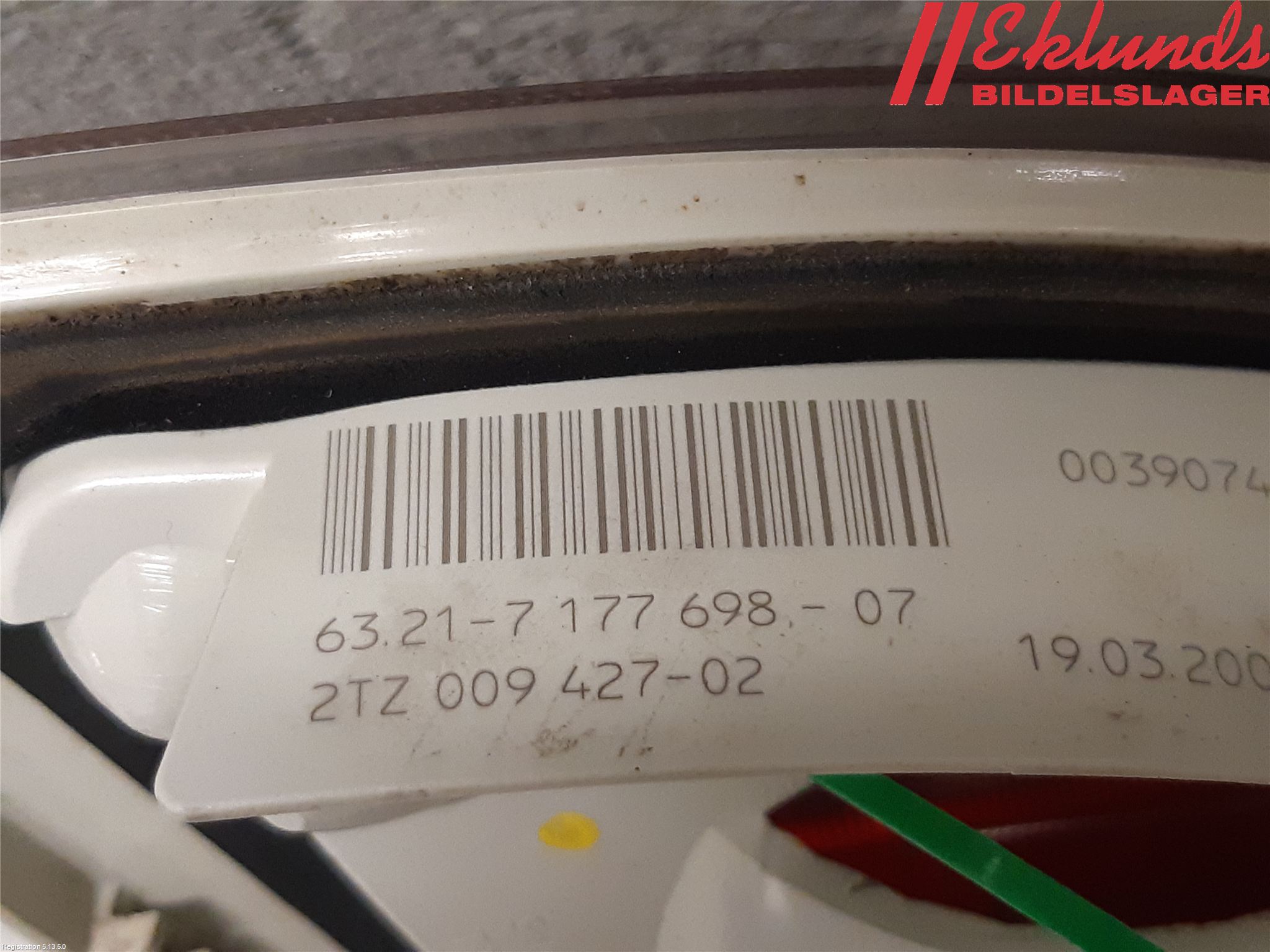 BMW 5 E60/61 Sed/Tou 02-10 Bakljus Lucka Hö