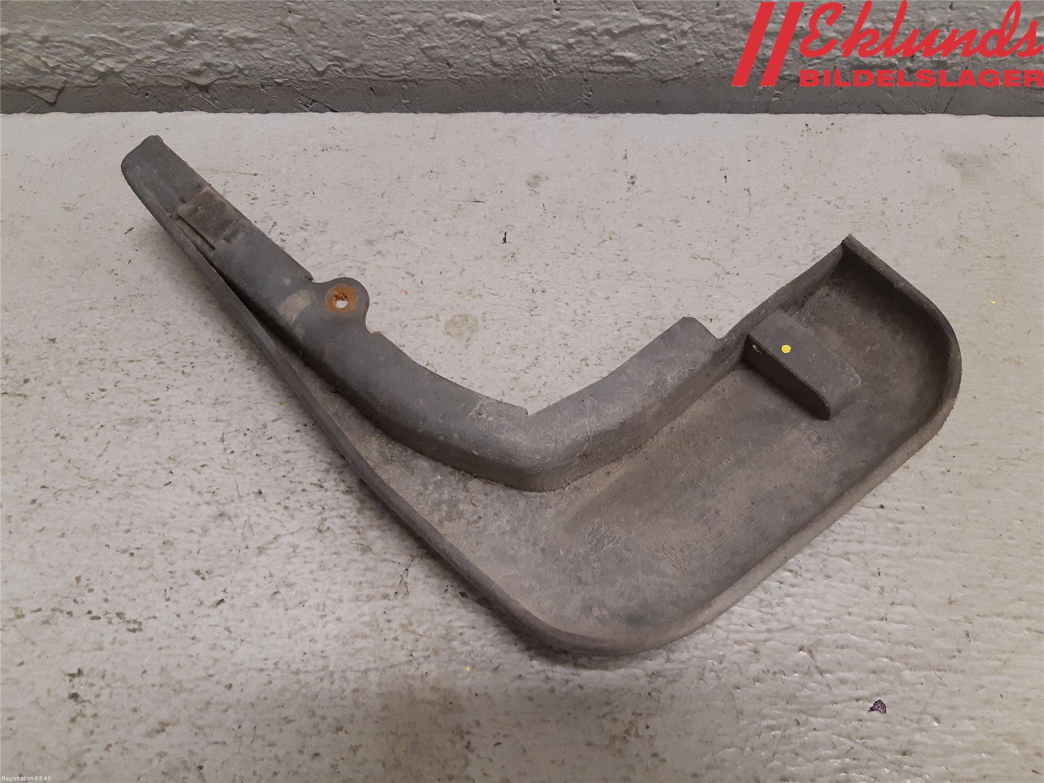 Ford TRANSIT CONNECT 09-13 Stänkskydd