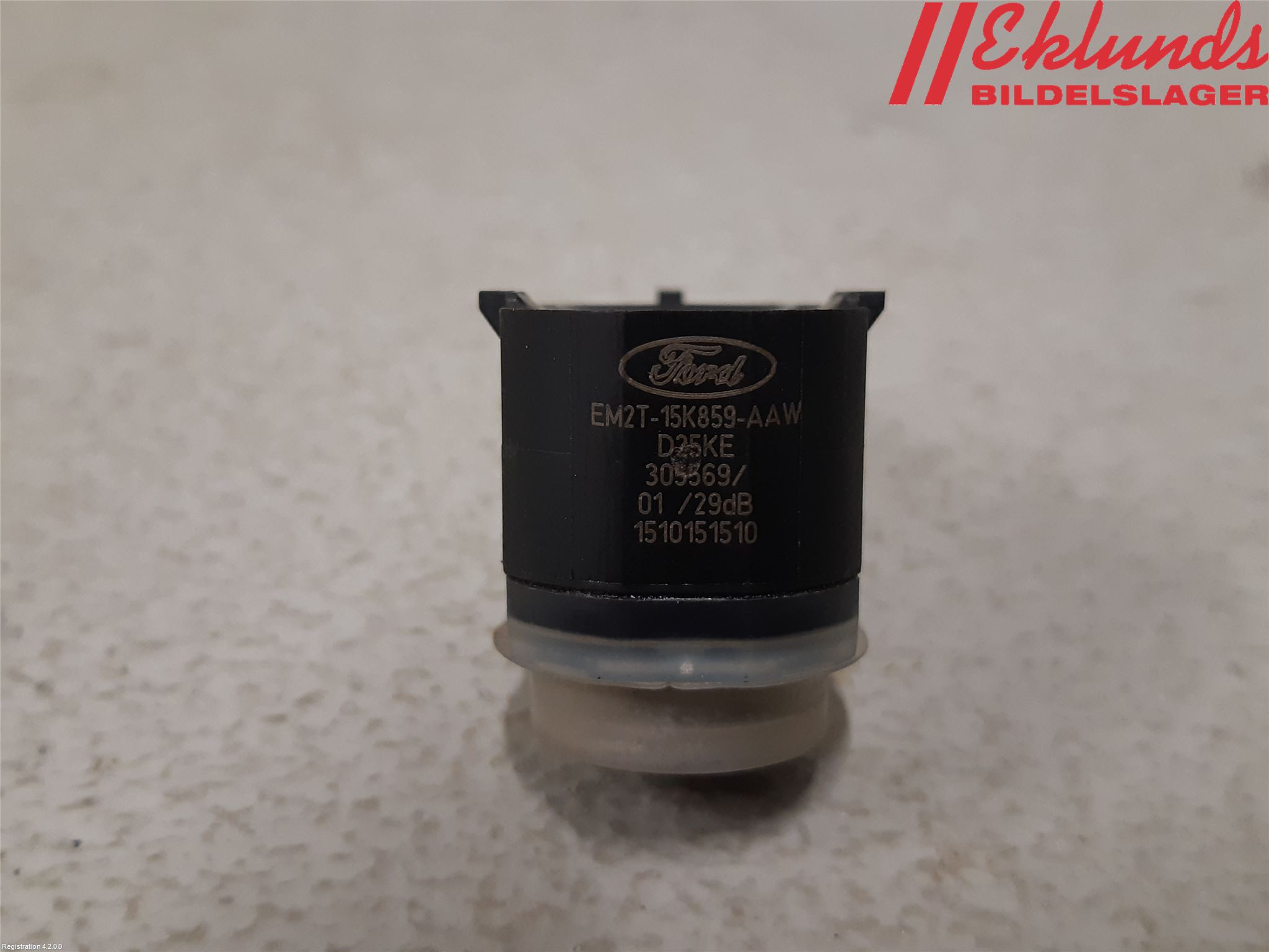 Ford MONDEO 15-22 Parkeringshjälp Frontsensor