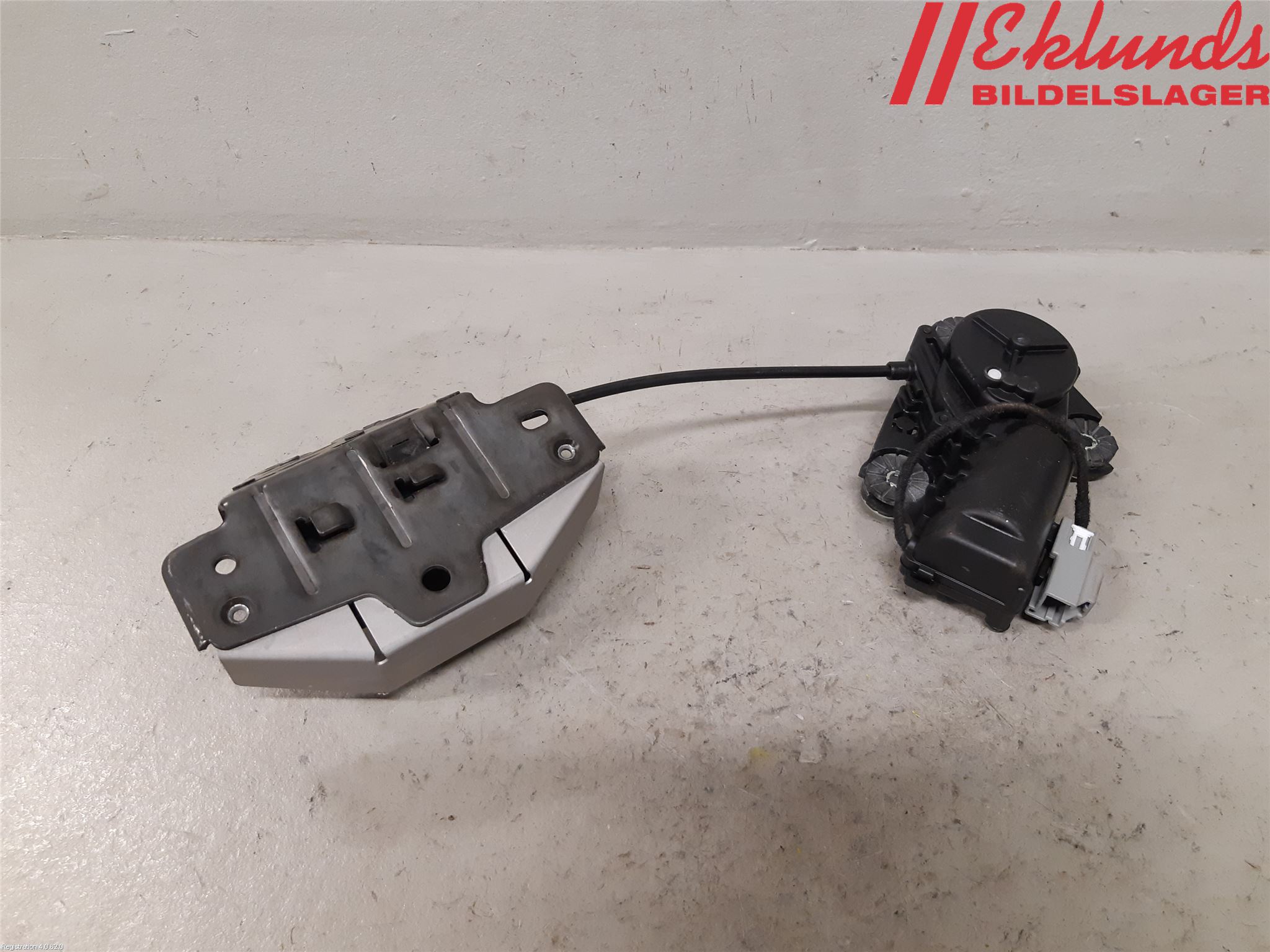 Volvo V90 17->> Låskista Baklucka