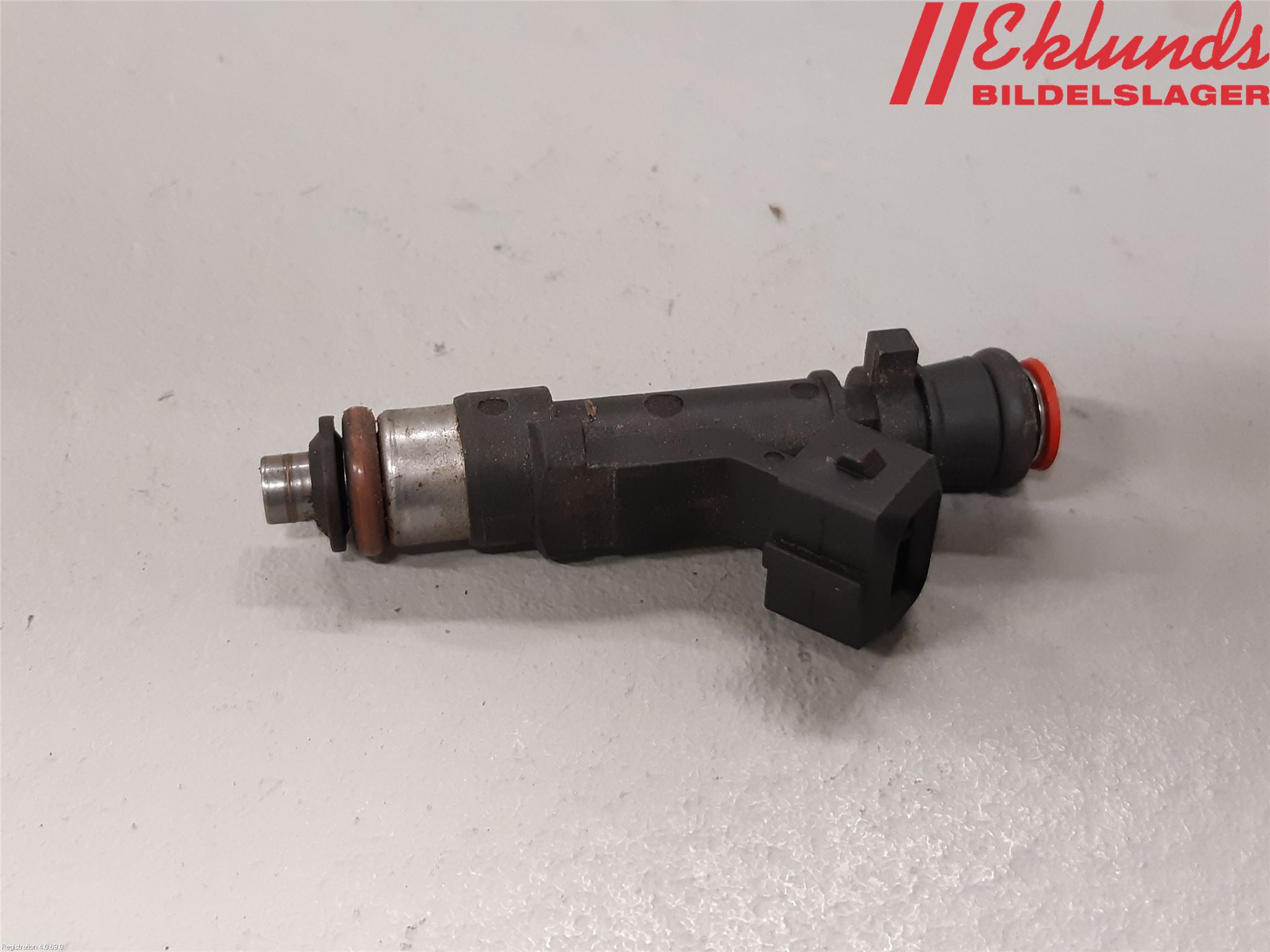 Opel CORSA D 07-14 Injspridare