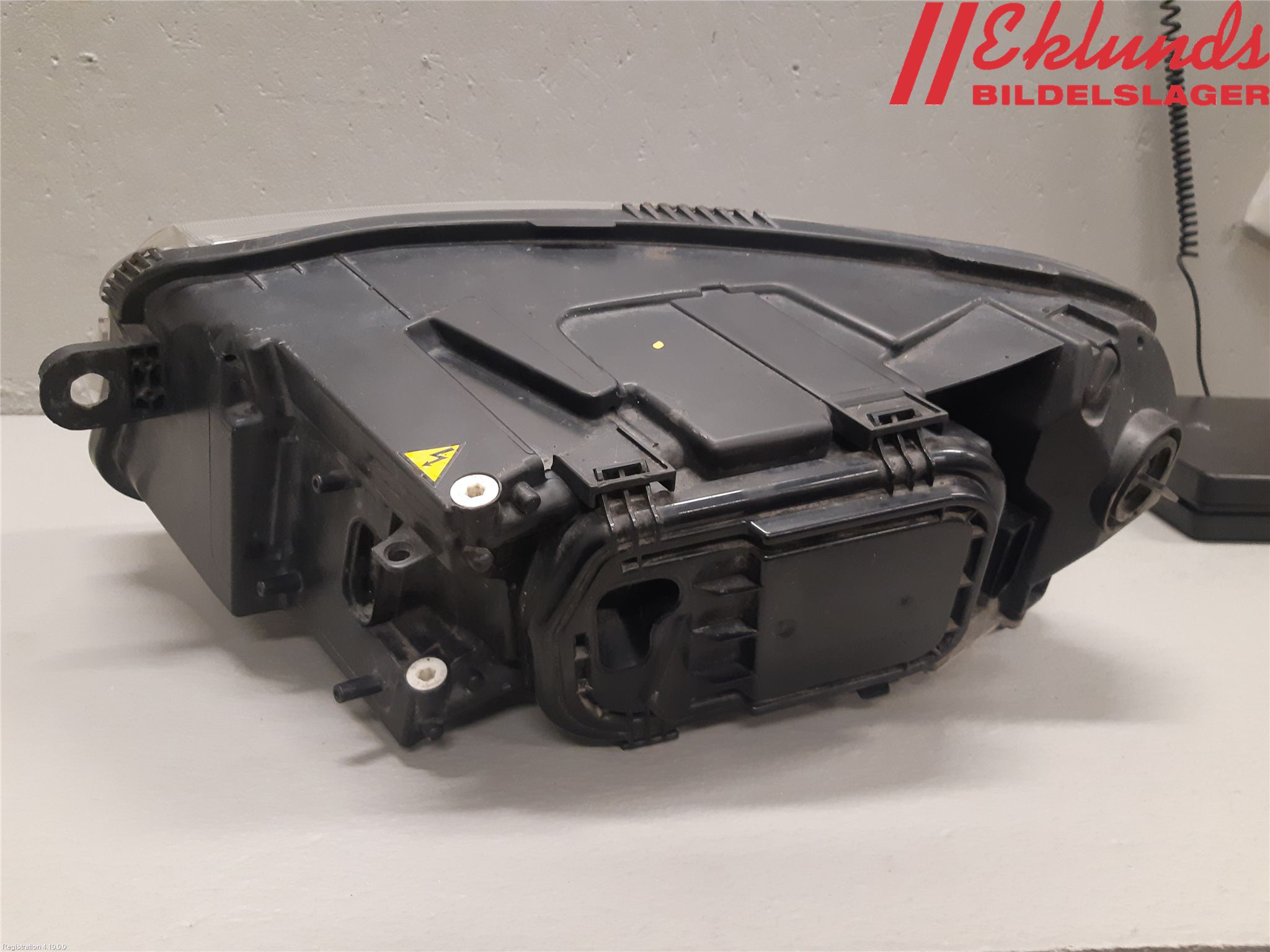 Audi A6/S6     05-11 Strålkastare Höger