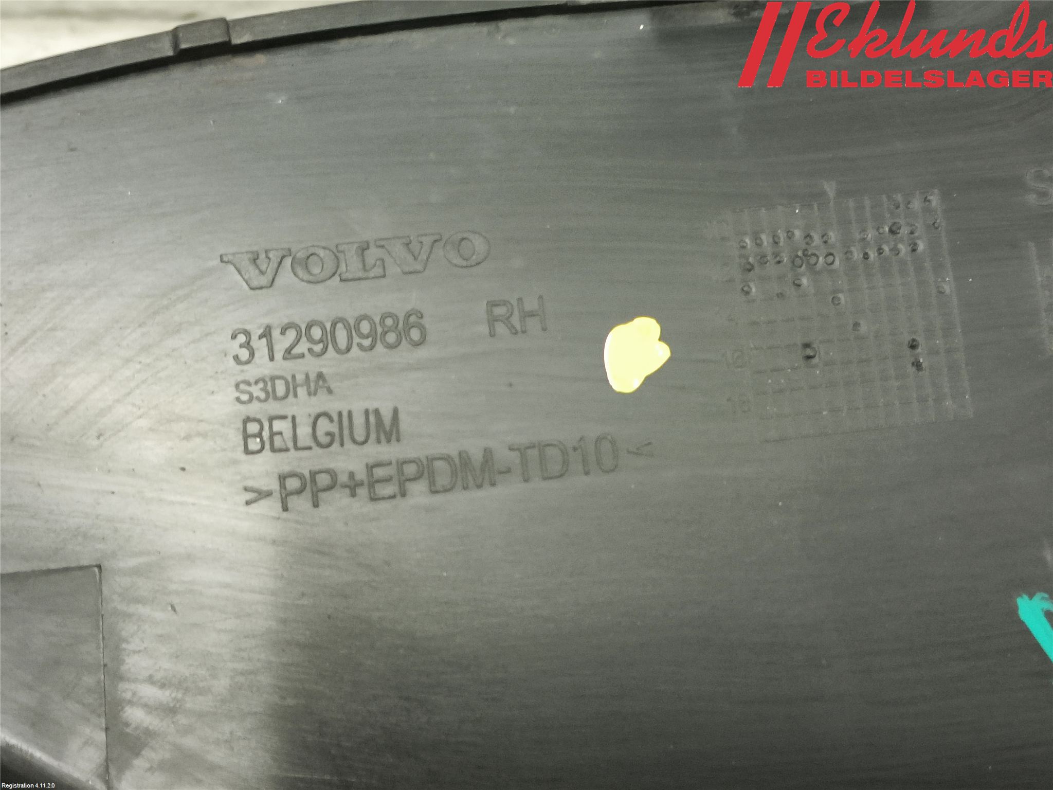 Volvo V60 11-13 Stötfångardel Fram Hö