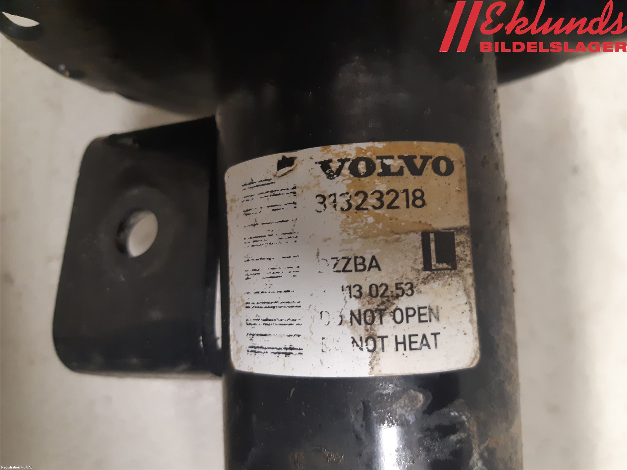 Volvo V60 11-13 Fjäderben Fram Vänster