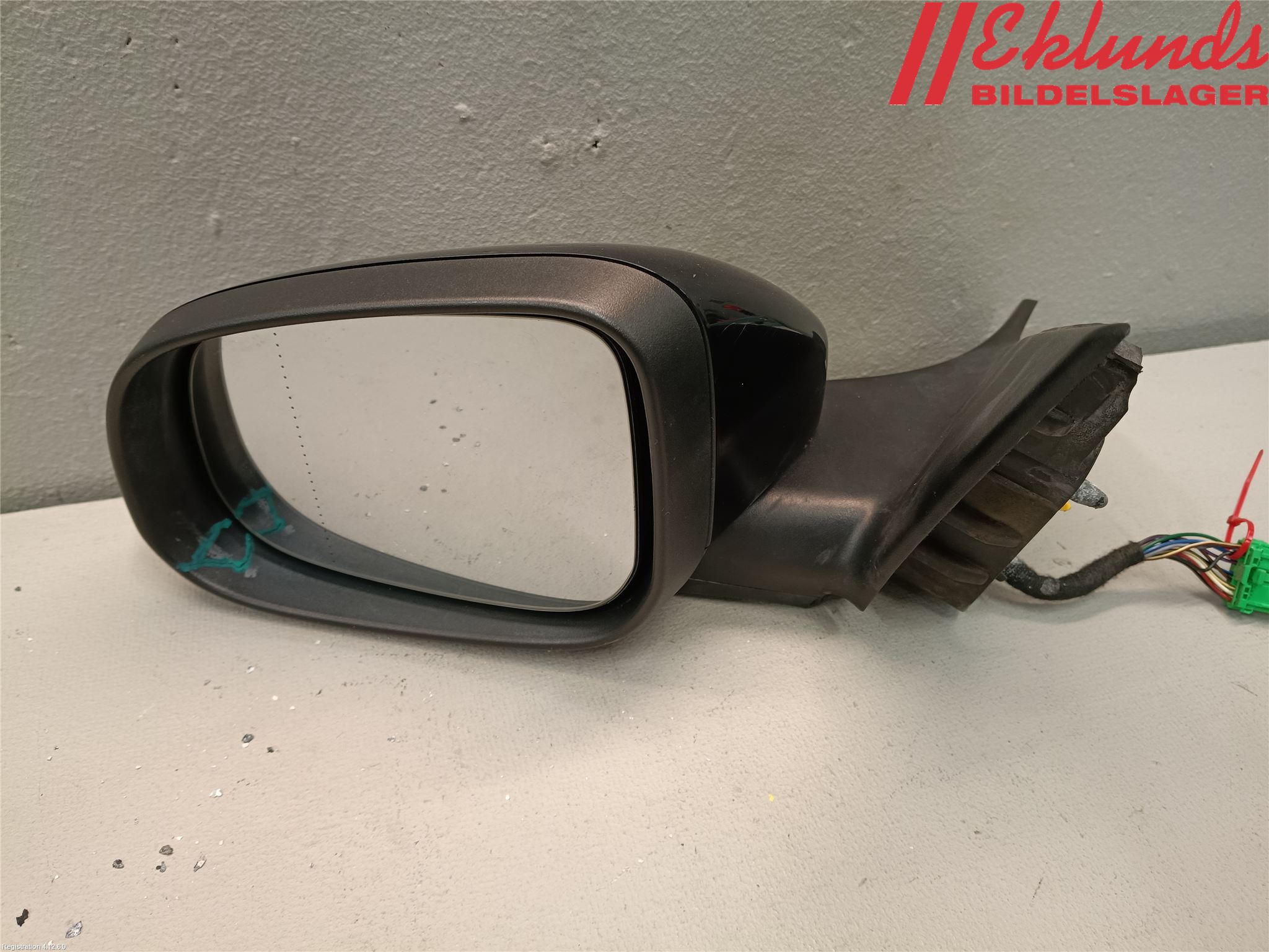 Volvo V70 08-13 Spegel Yttre El Vä