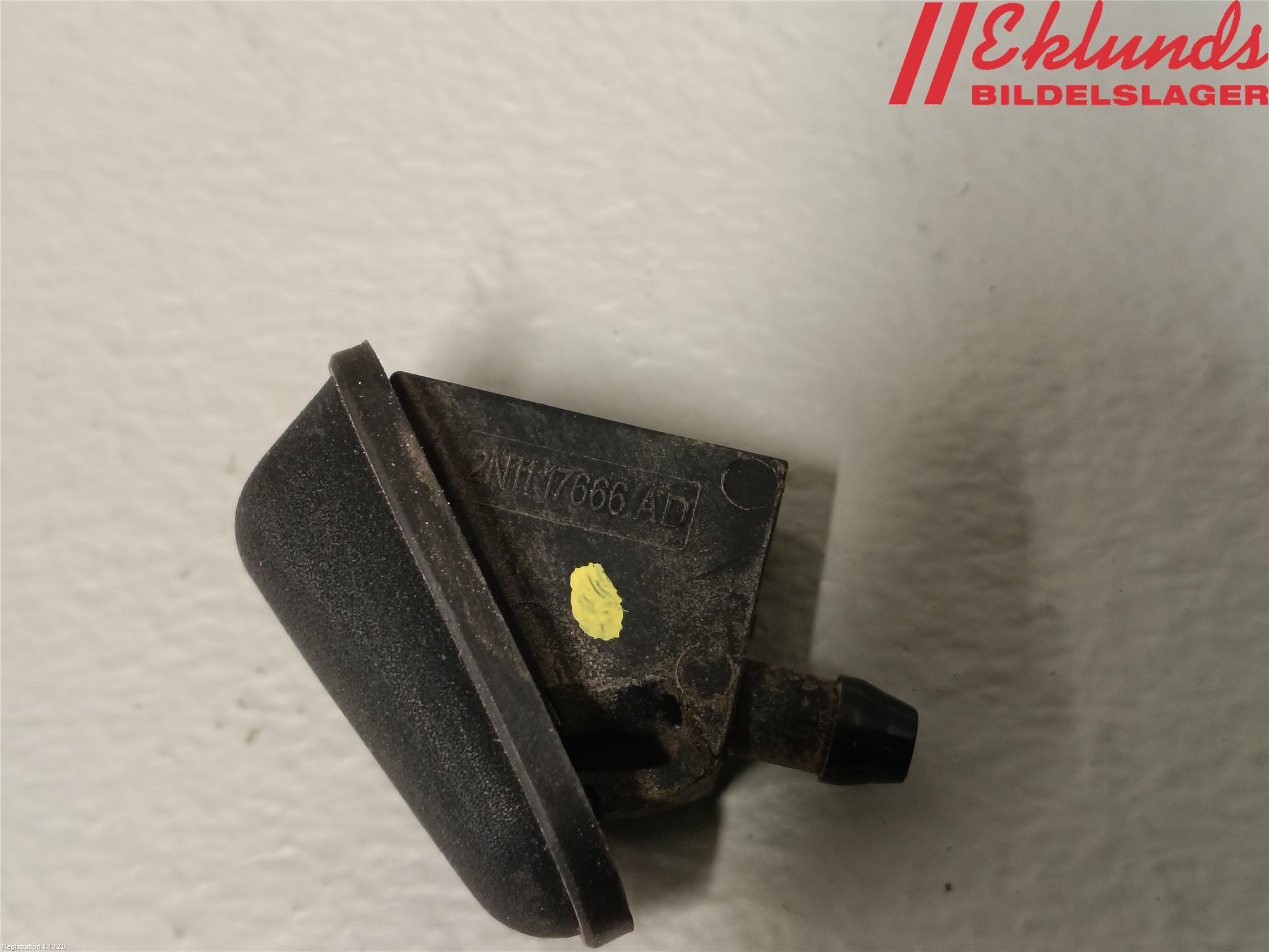 Ford FIESTA 13-17 Spolarmunstycke Rutor