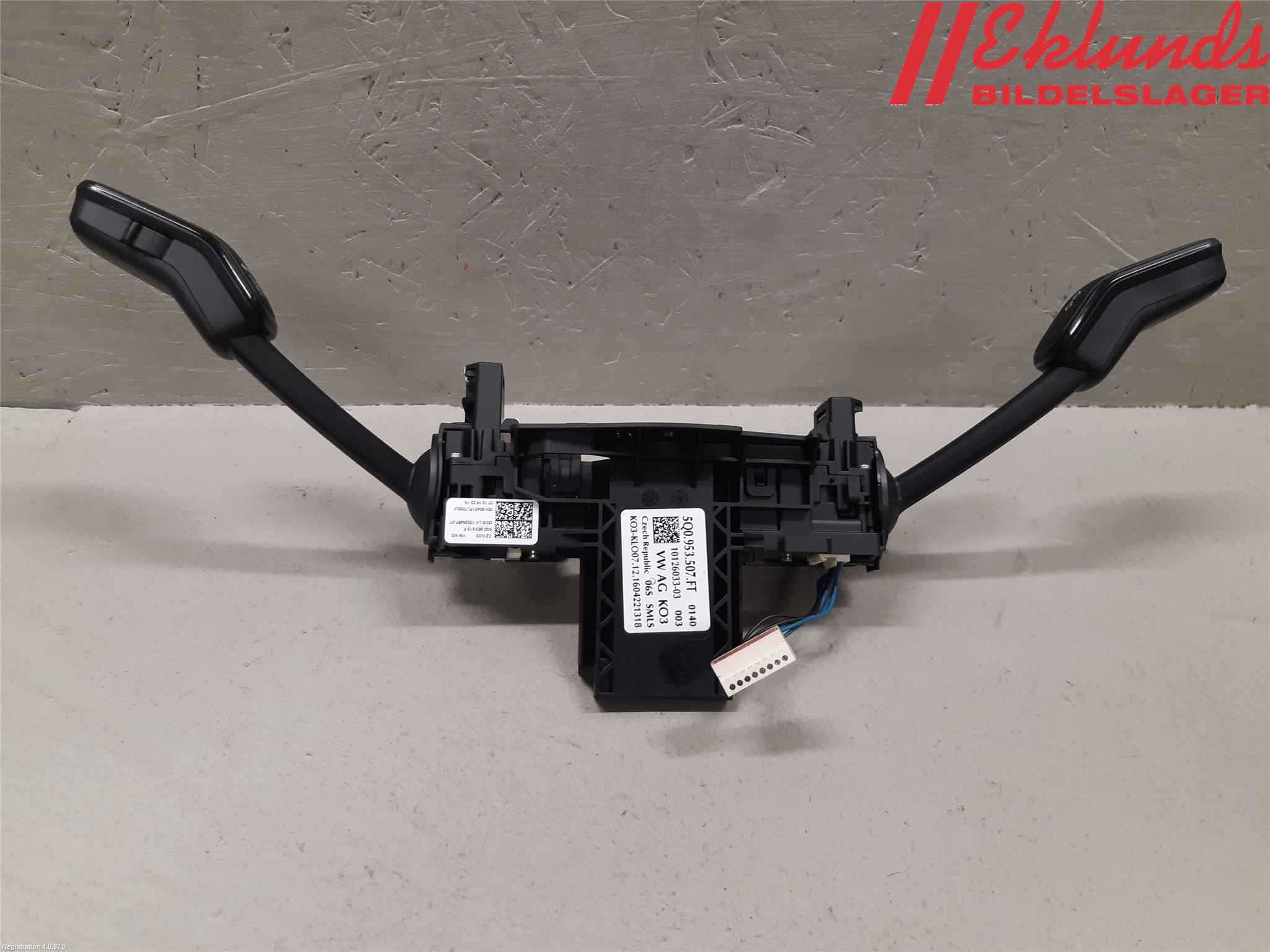 Volkswagen VW GOLF / E-GOLF VII 13-20 Spakcentral