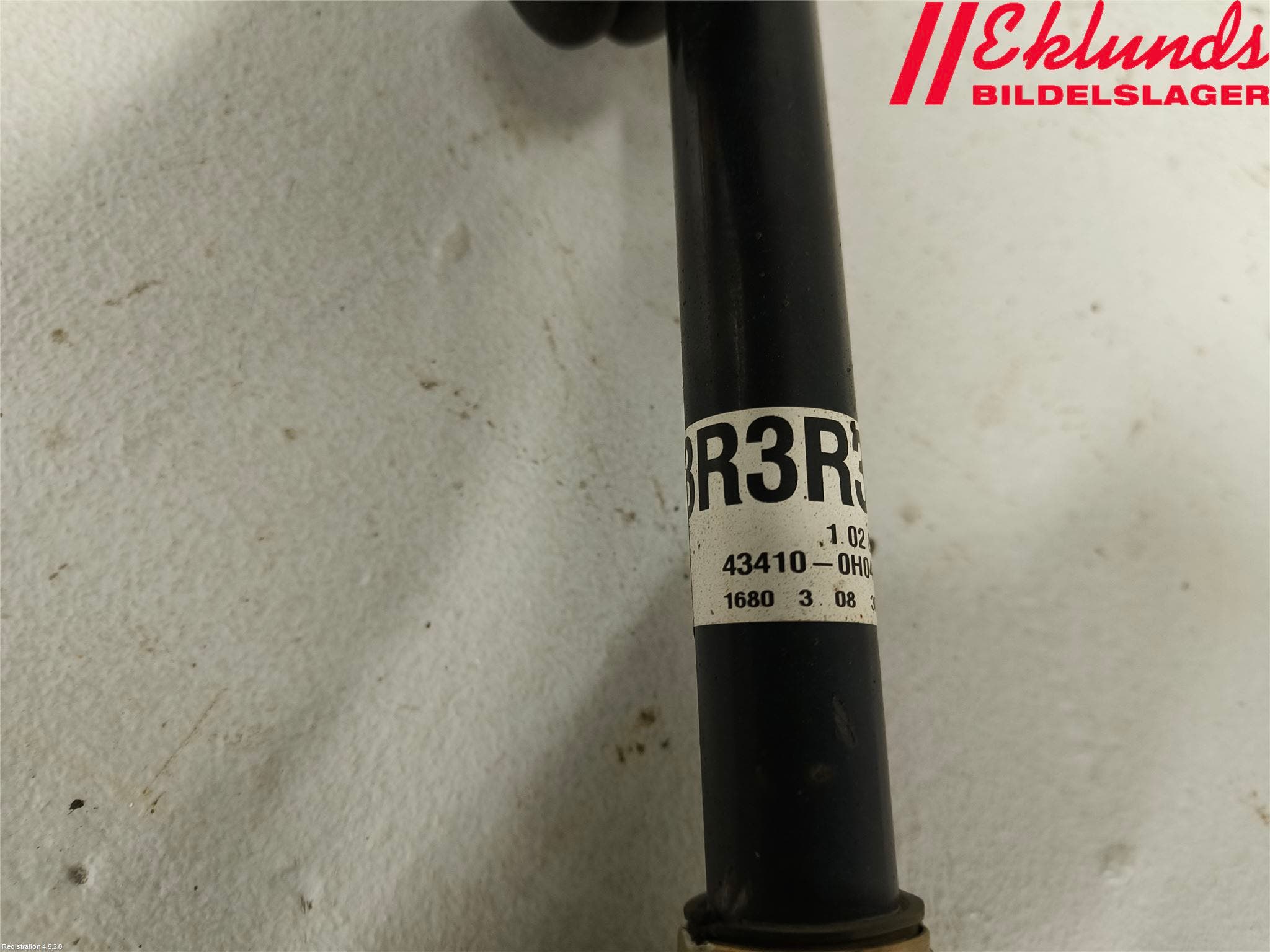 Toyota AYGO 15-21 Drivaxel Fram Höger