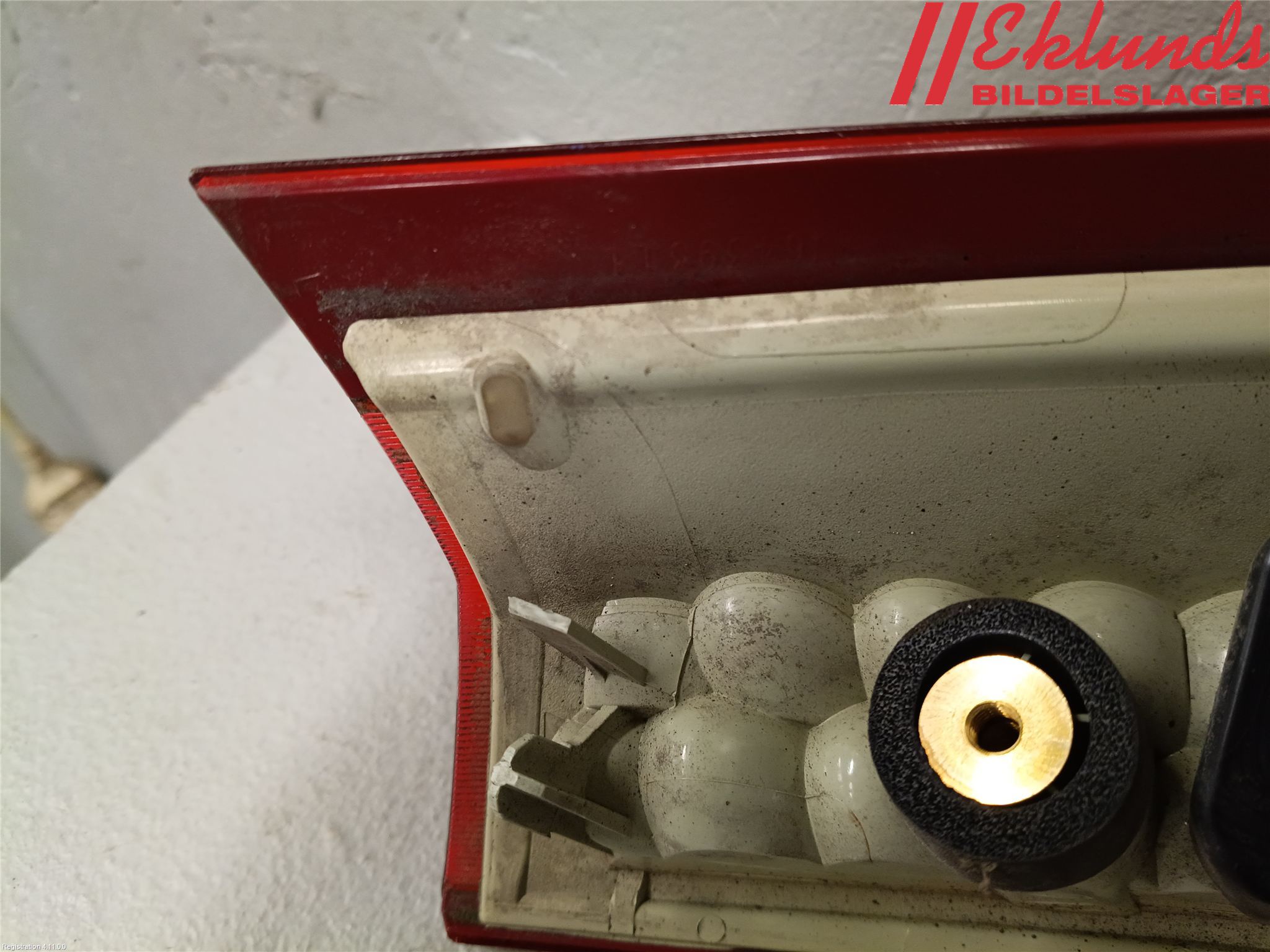 Volvo V70 08-13 Bakljus Lucka Vä