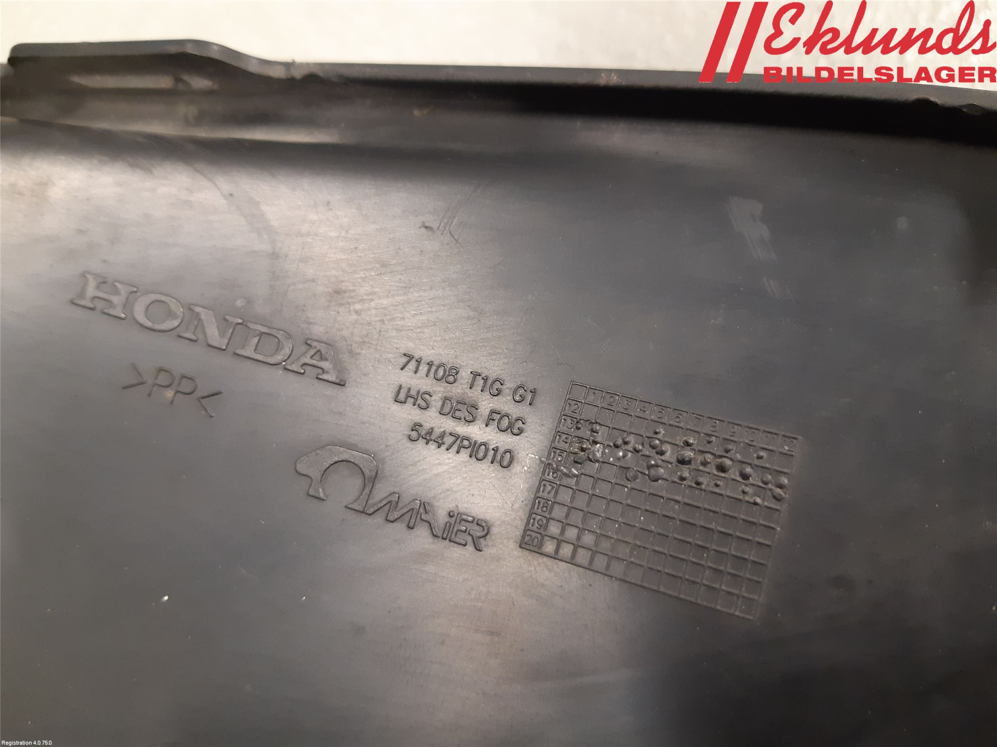 Honda CR-V 13-18 Dimljussarg Fram