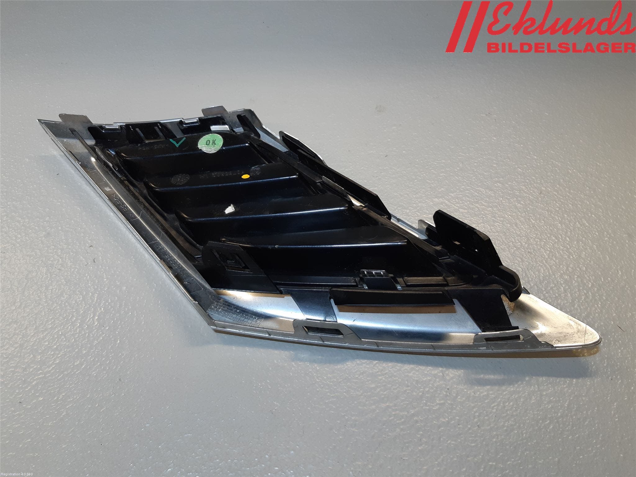 Saab 9-3 VER2/VER3 08-15 Grilldel Vänster