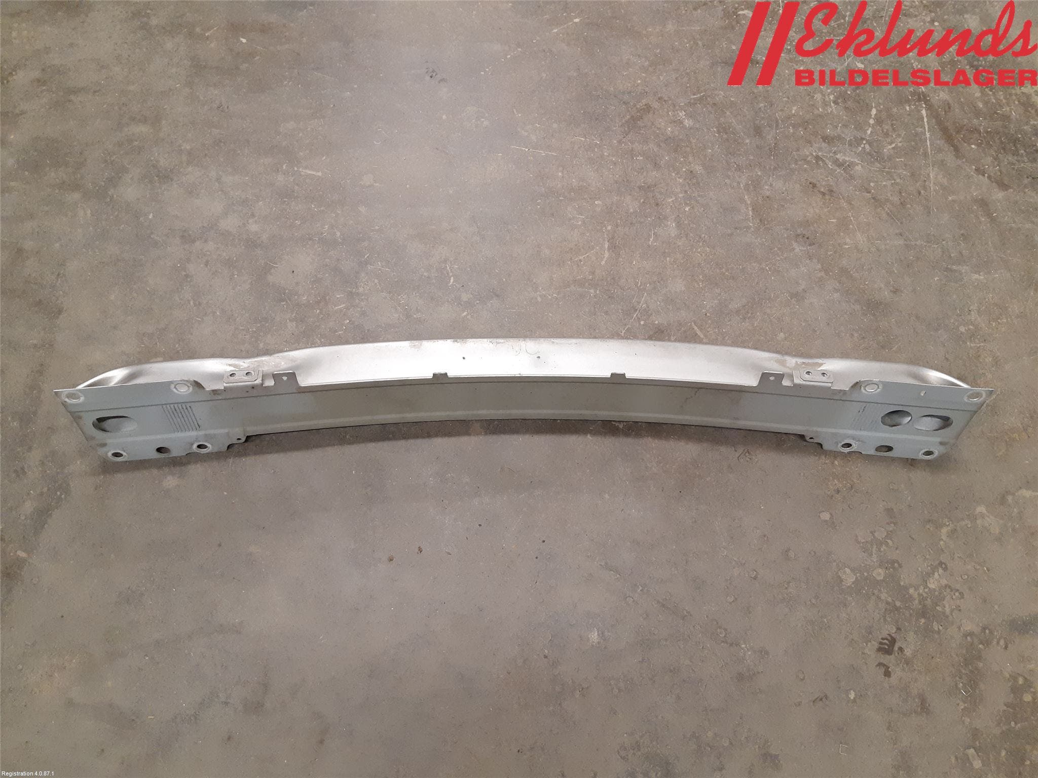 Volvo V70 08-13 Stötfångarbalk Fram