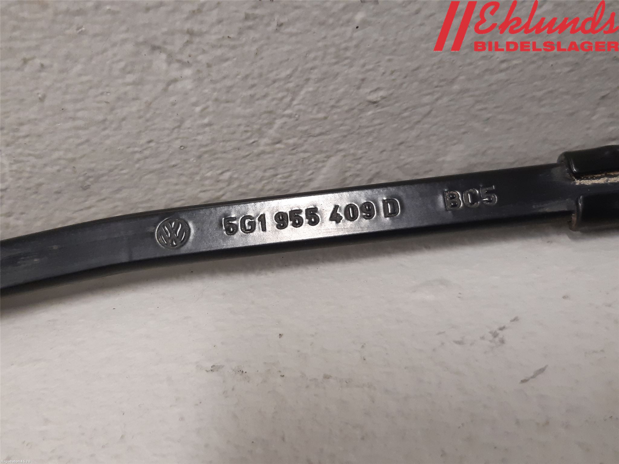 Volkswagen VW GOLF / E-GOLF VII 13-20 Torkararm Armar Vindruta
