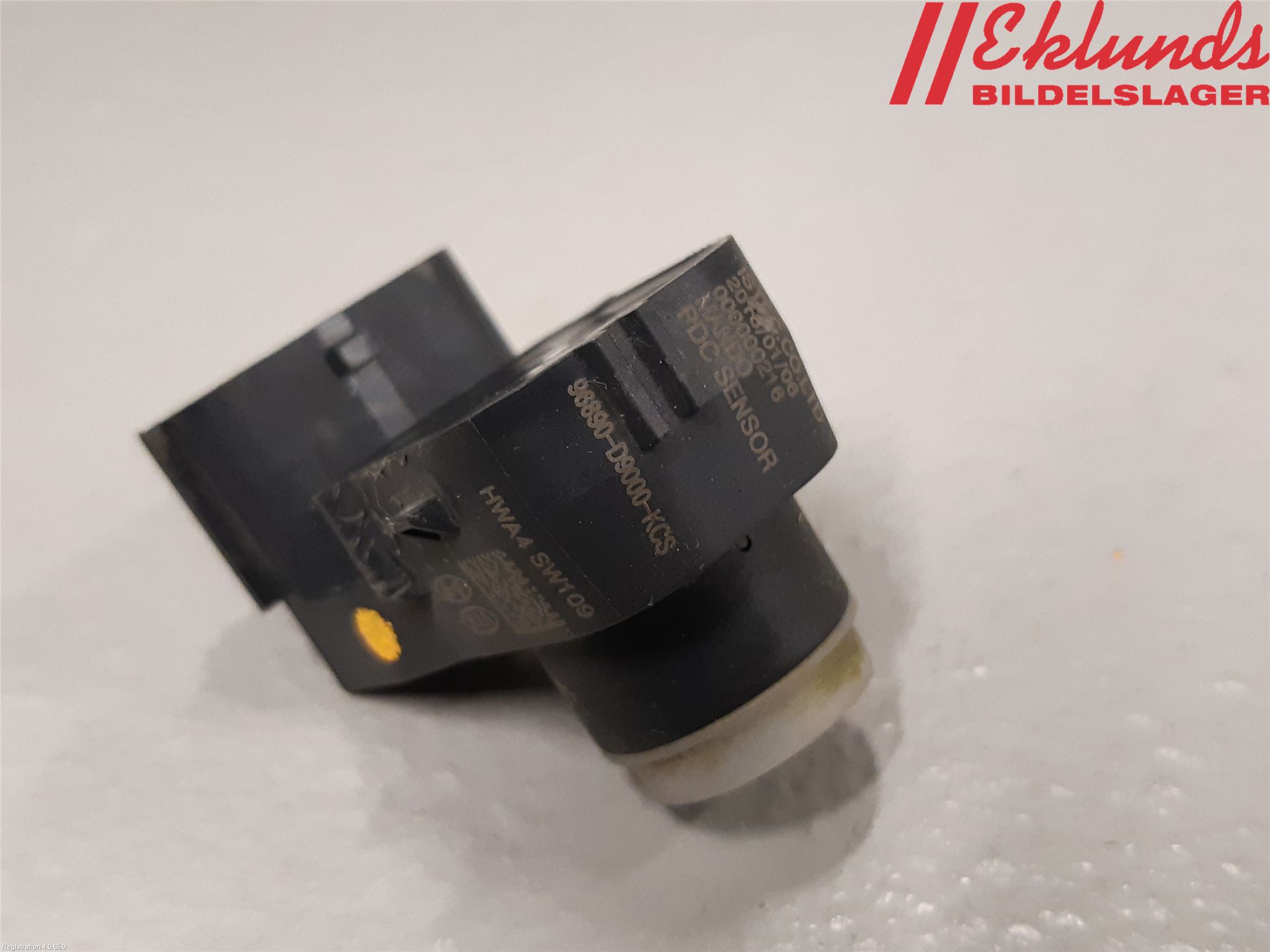Kia SPORTAGE (QL) 16-21 Parkeringshjälp Frontsensor