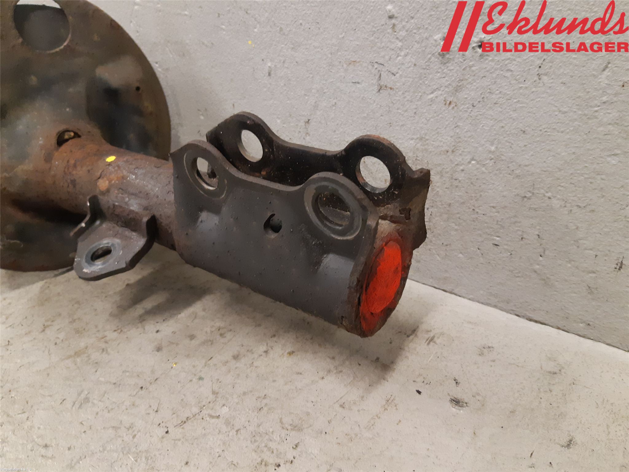 Toyota VERSO 09-18 Stötdämpare Fram