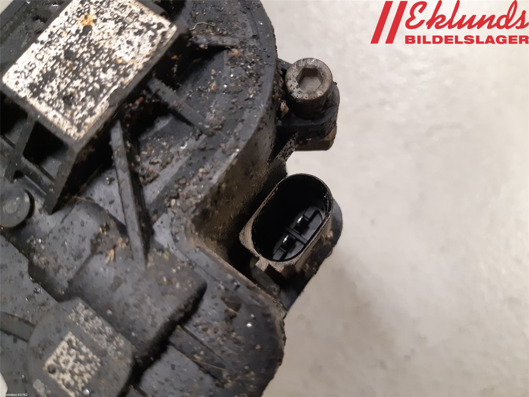 Volkswagen VW PASSAT 15-19 Bromsok Bak Vänster