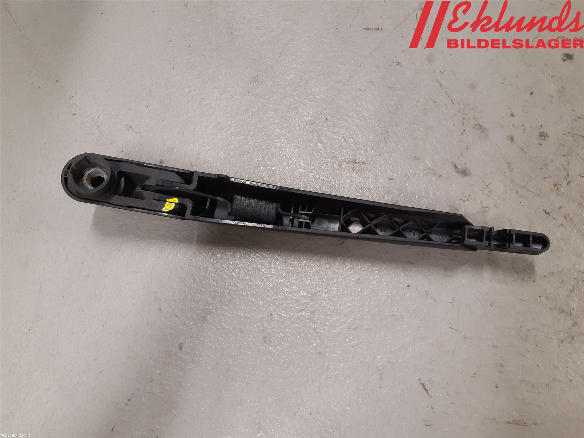 Renault CAPTUR 13-19 Torkararm-Bakruta