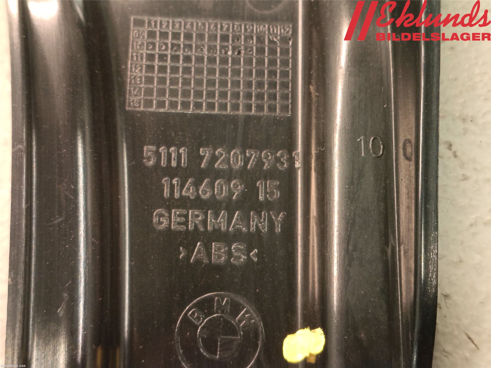 BMW 5 F10/F11/F18 09-17 Skärmfäste Fram Vä