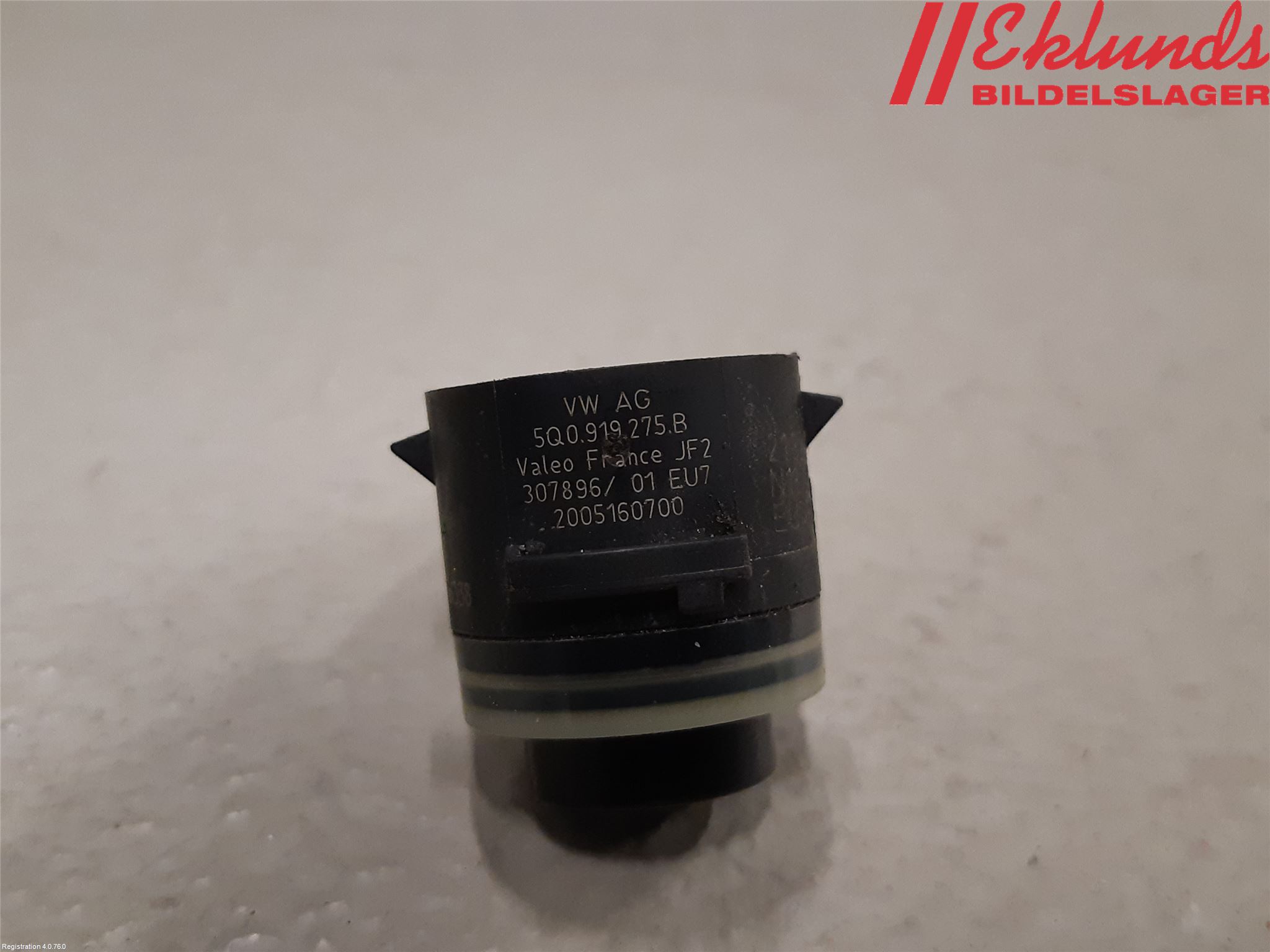 Audi A4/S4 B9 16-19 Parkeringshjälp Frontsensor