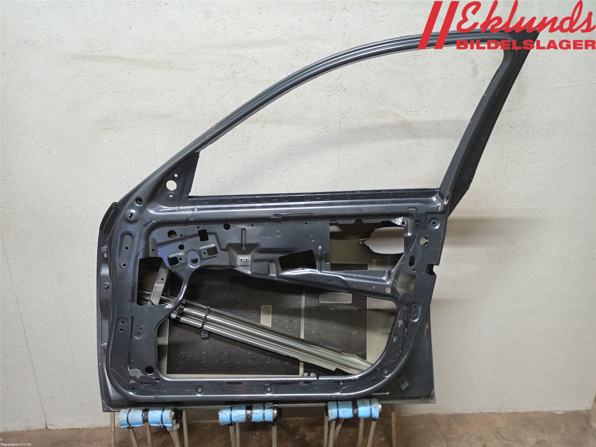 BMW 5 E60/61 Sed/Tou 02-10 Dörr Fram Höger