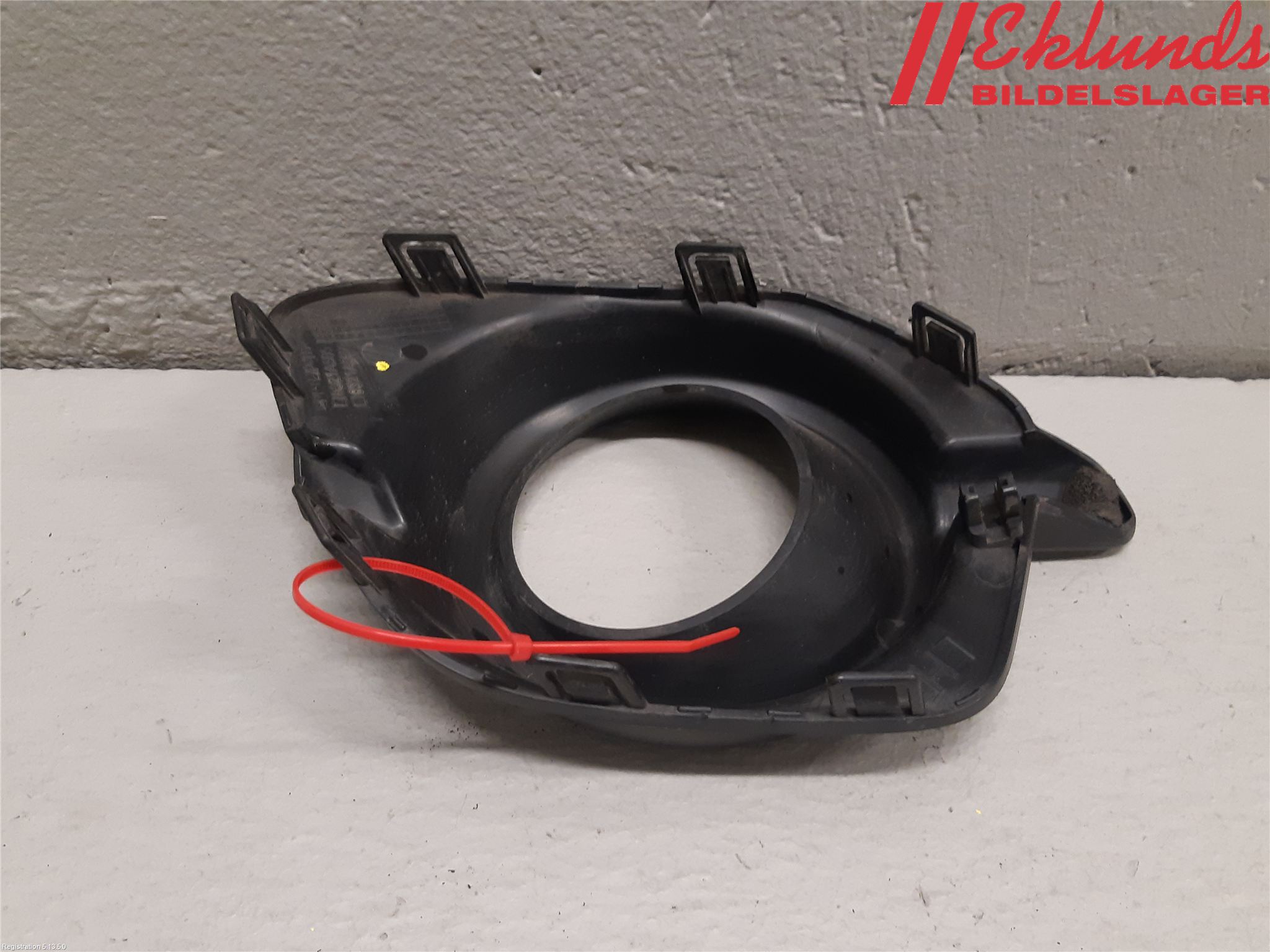 Mitsubishi L200 06-15 Dimljussarg Fram