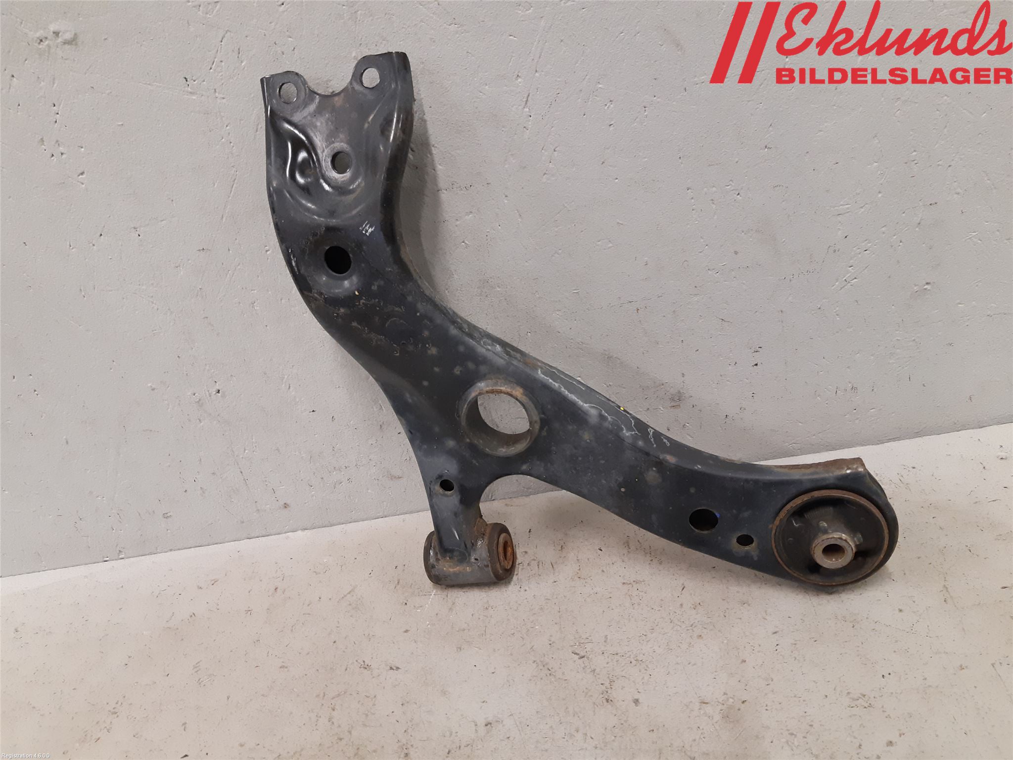 Toyota C-HR 16-23 Bärarm Fram Undre Hö