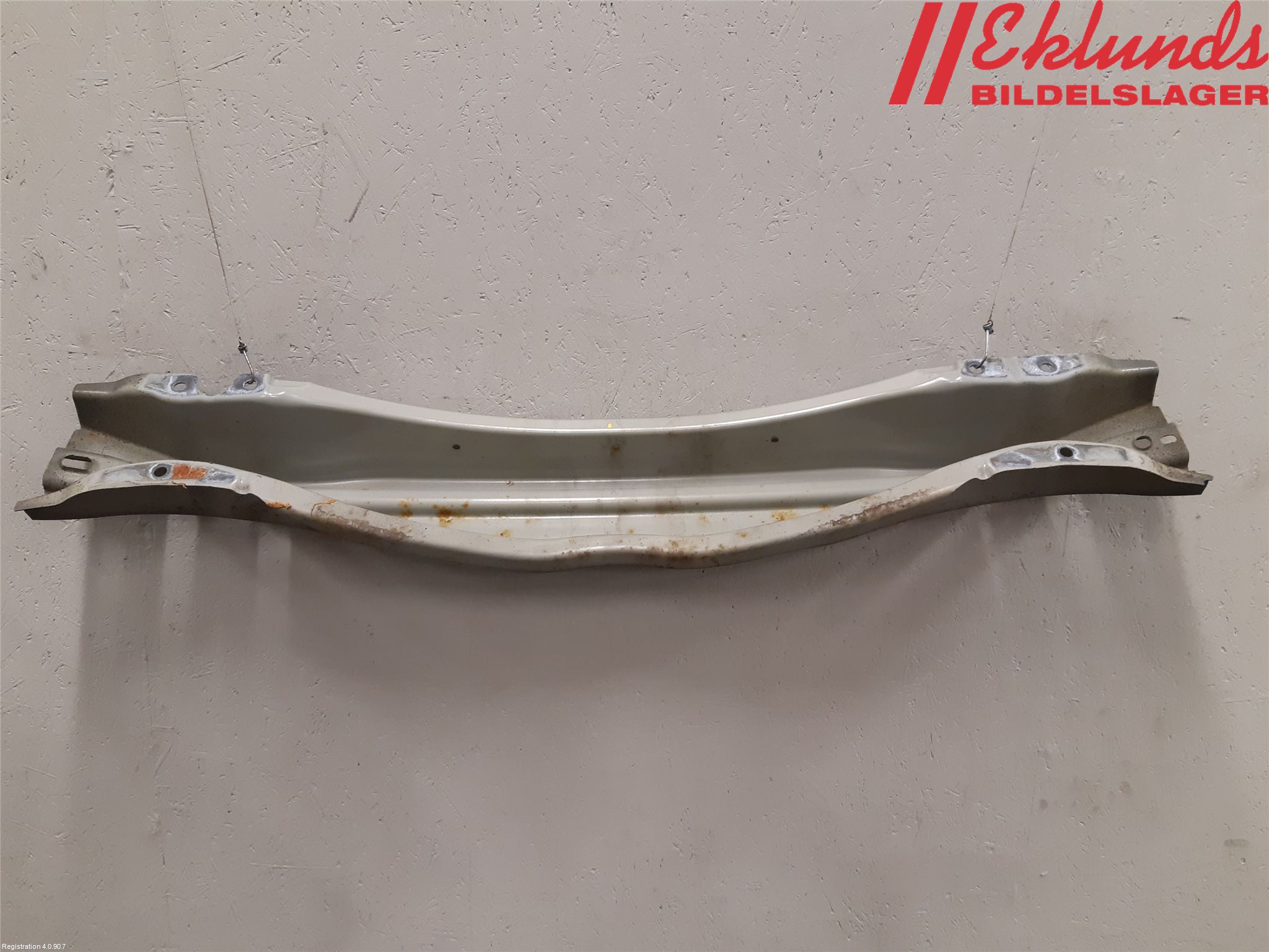 Volvo V70 08-13 Stötfångarbalk Bak