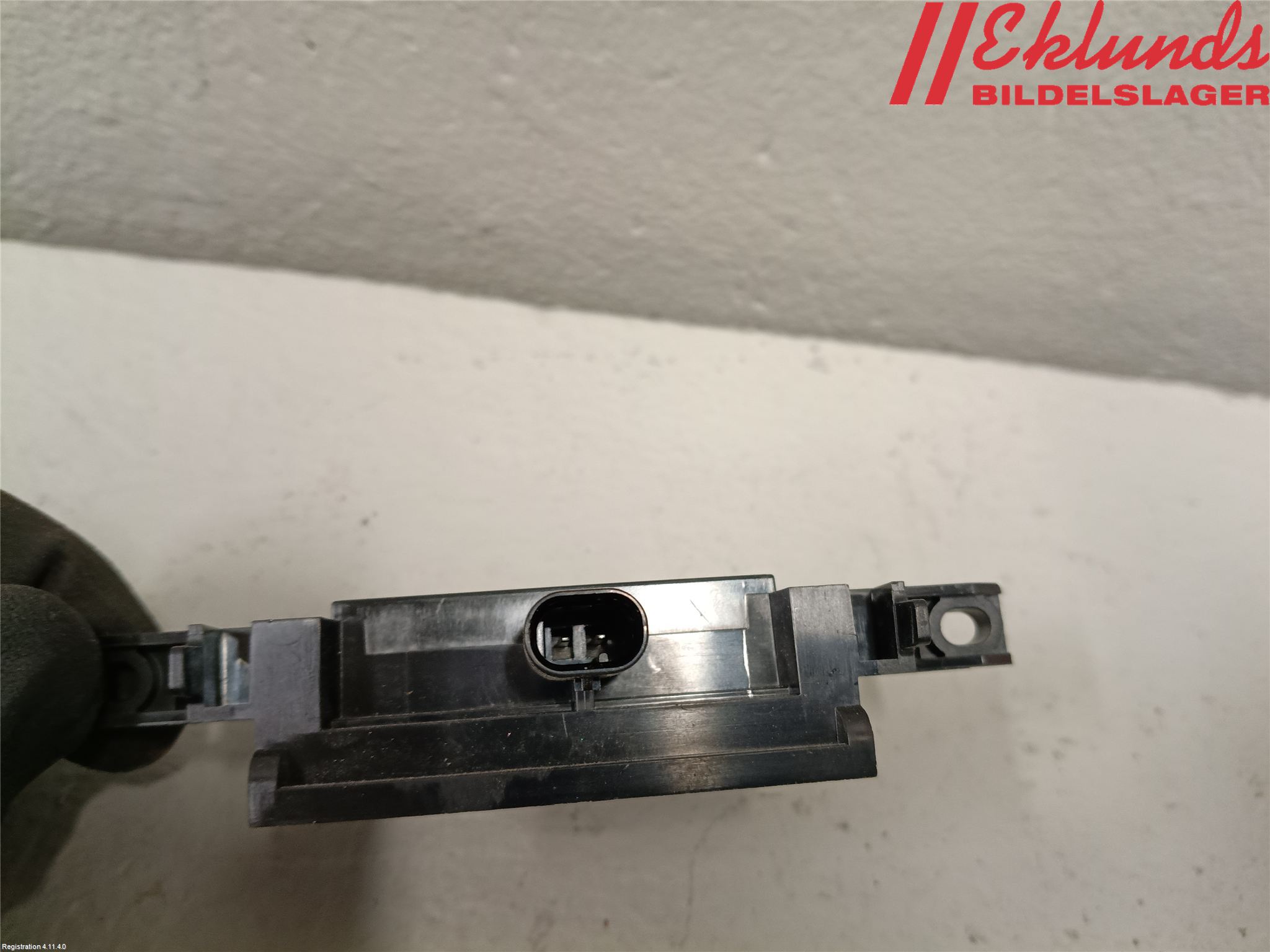 Tesla MODEL Y 21- Skylt Belysning