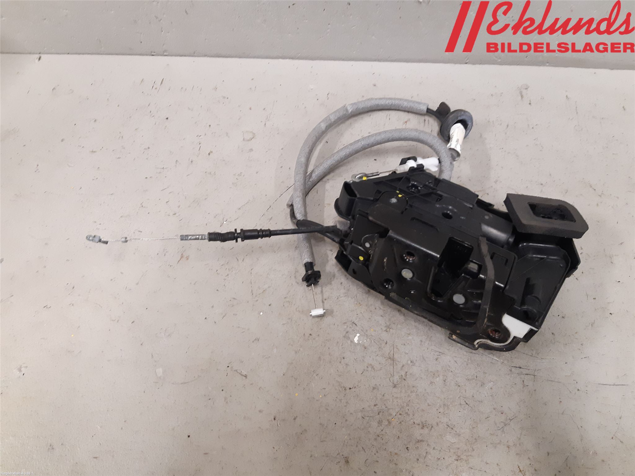 Volkswagen VW PASSAT 15-19 Låskista-Dörrlås