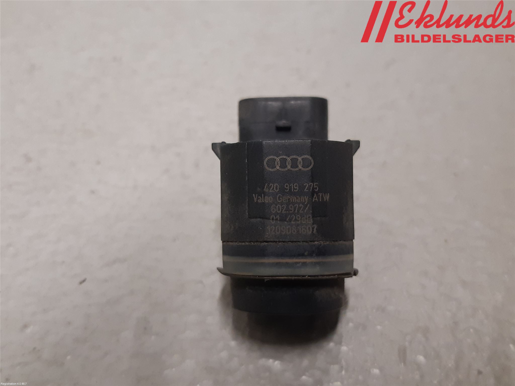 Audi A4/S4 08-11 Parkeringshjälp Frontsensor