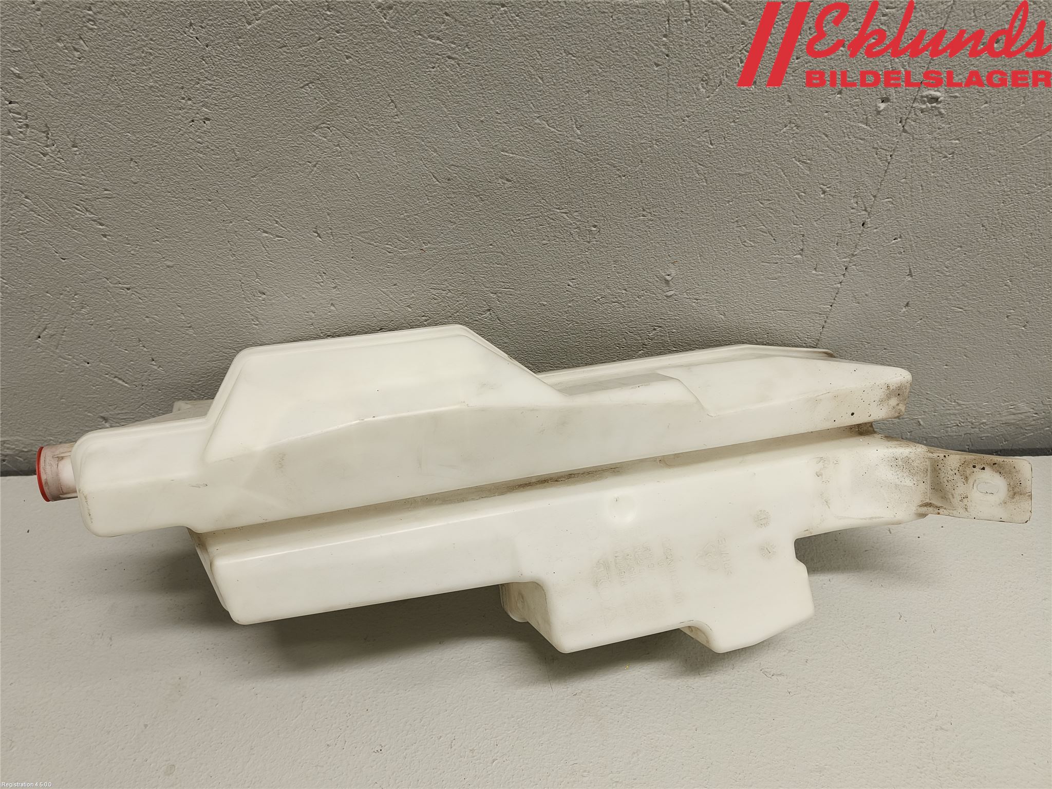 Volvo V90 17->> Spolartank Vindruta-Strål