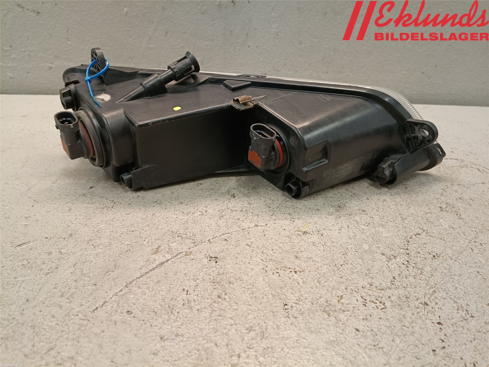 Volkswagen VW PASSAT 11-14 Dimljus-Varselljus Fram