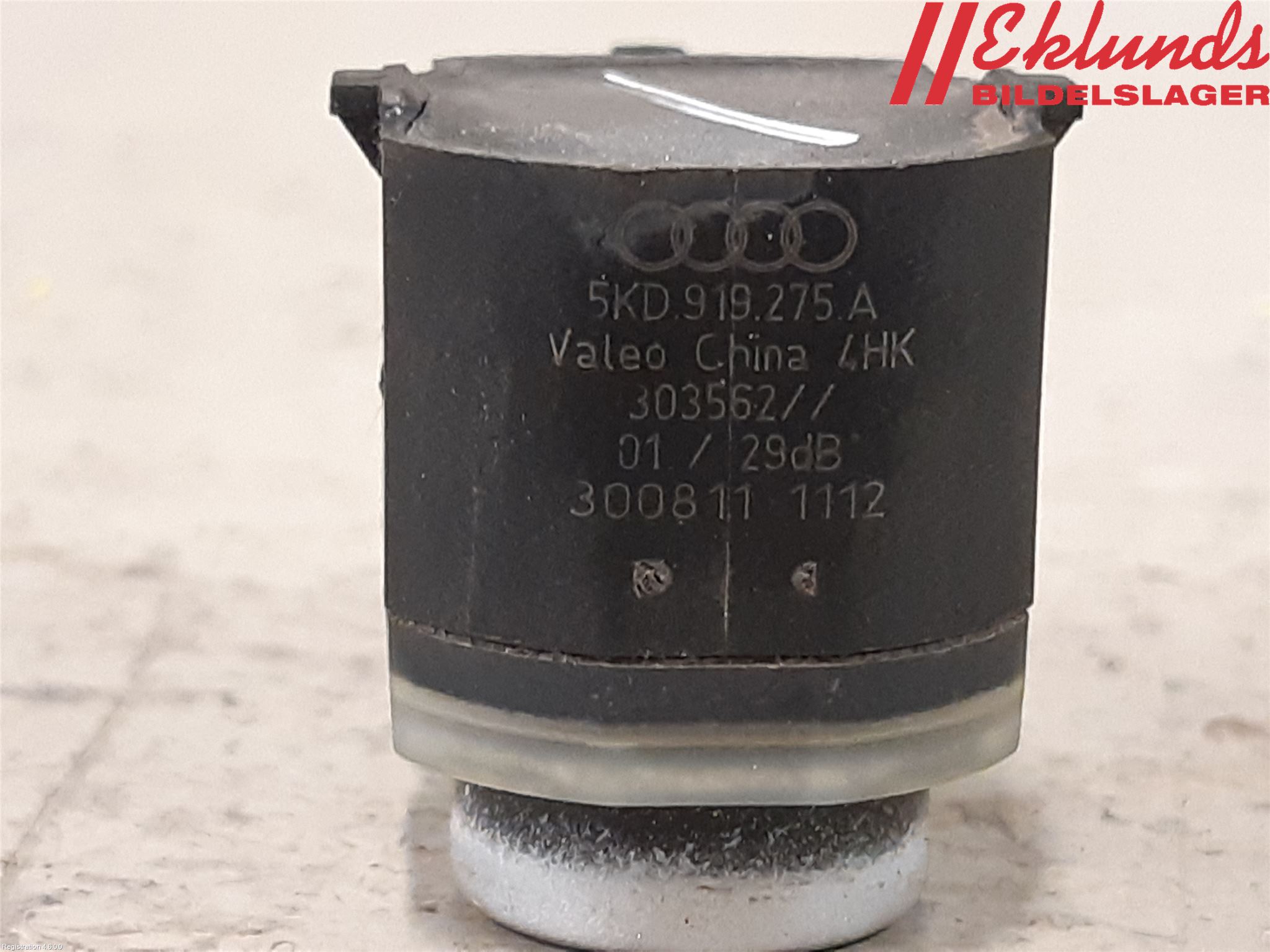 Volkswagen VW PASSAT 11-14 Parkeringshjälp Frontsensor