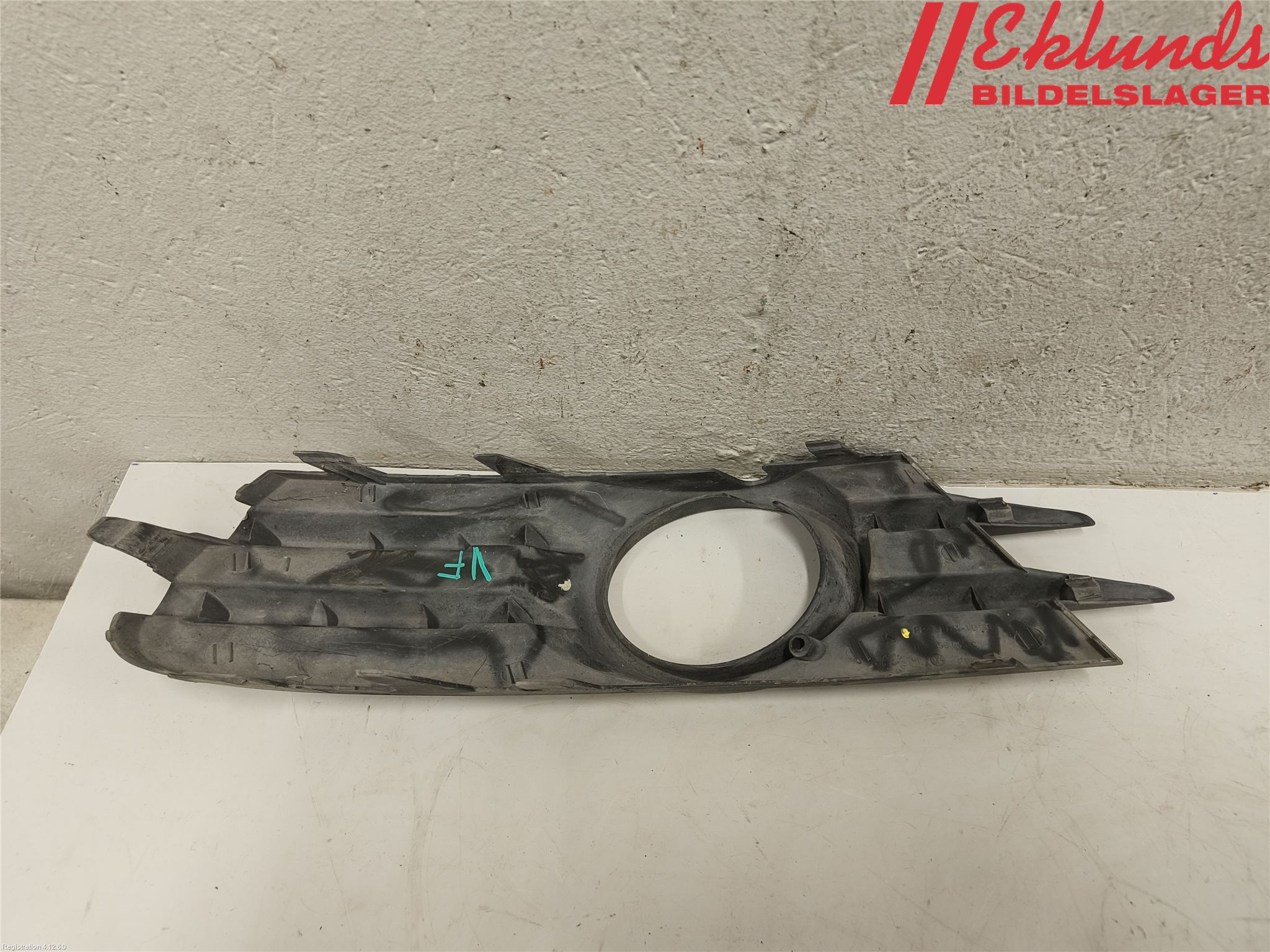 Volkswagen VW SCIROCCO 09-17 Dimljussarg Fram