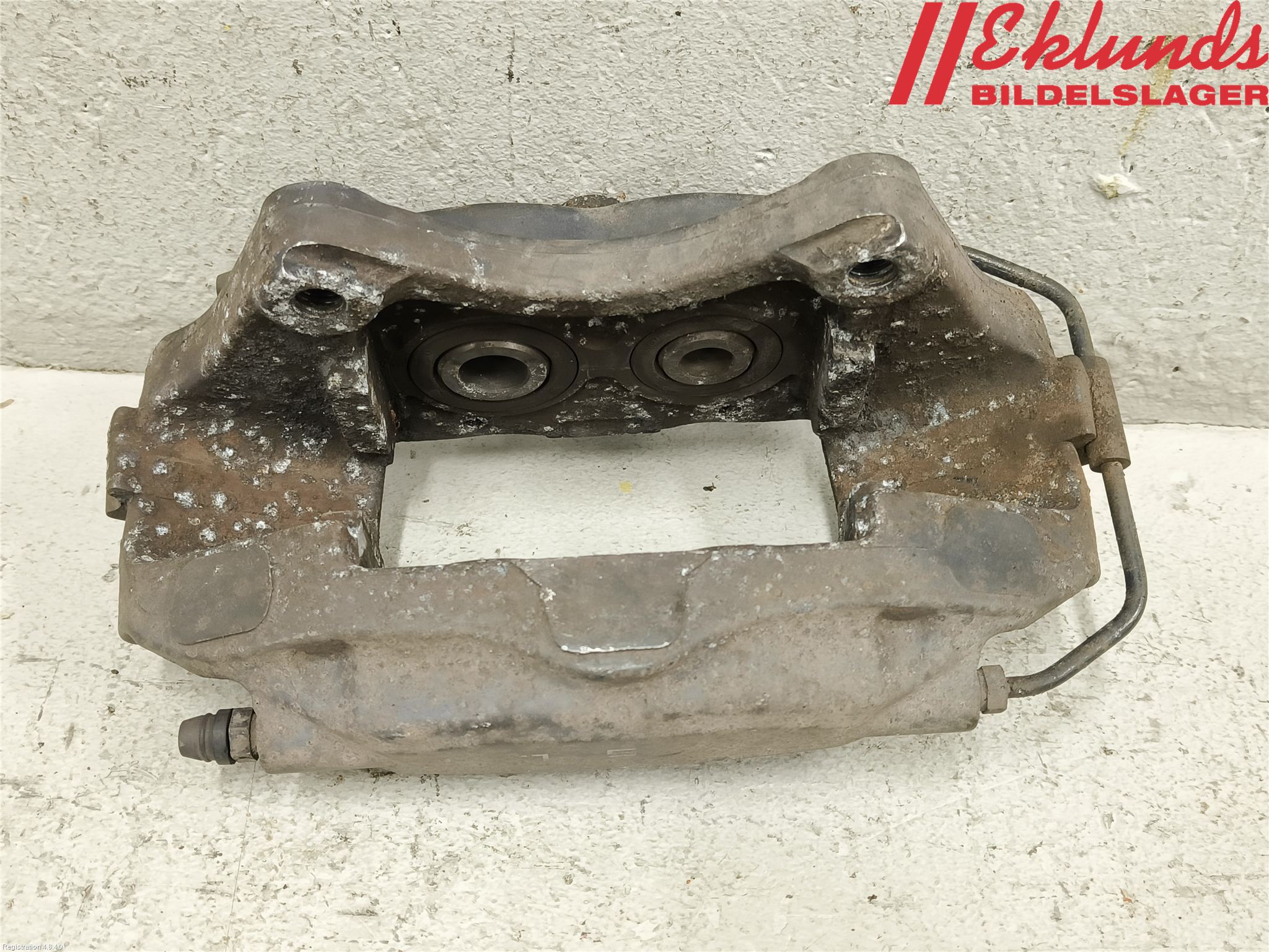 Tesla MODEL S 13- Bromsok Bak Höger