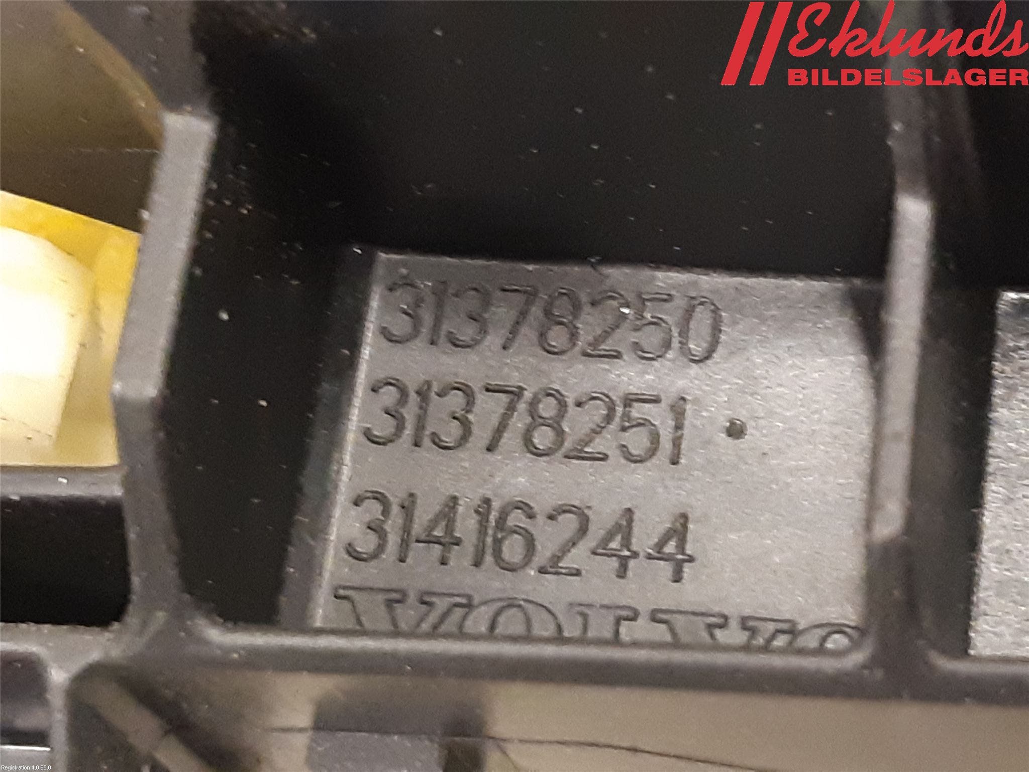 Volvo XC90/RECHARGE 16- Dörrhandtag Yttre Vä