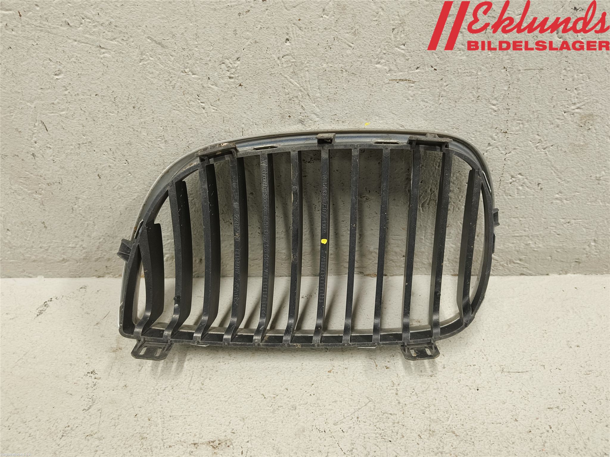 BMW 1 E87/81 5D/3D 03-11 Grilldel Höger