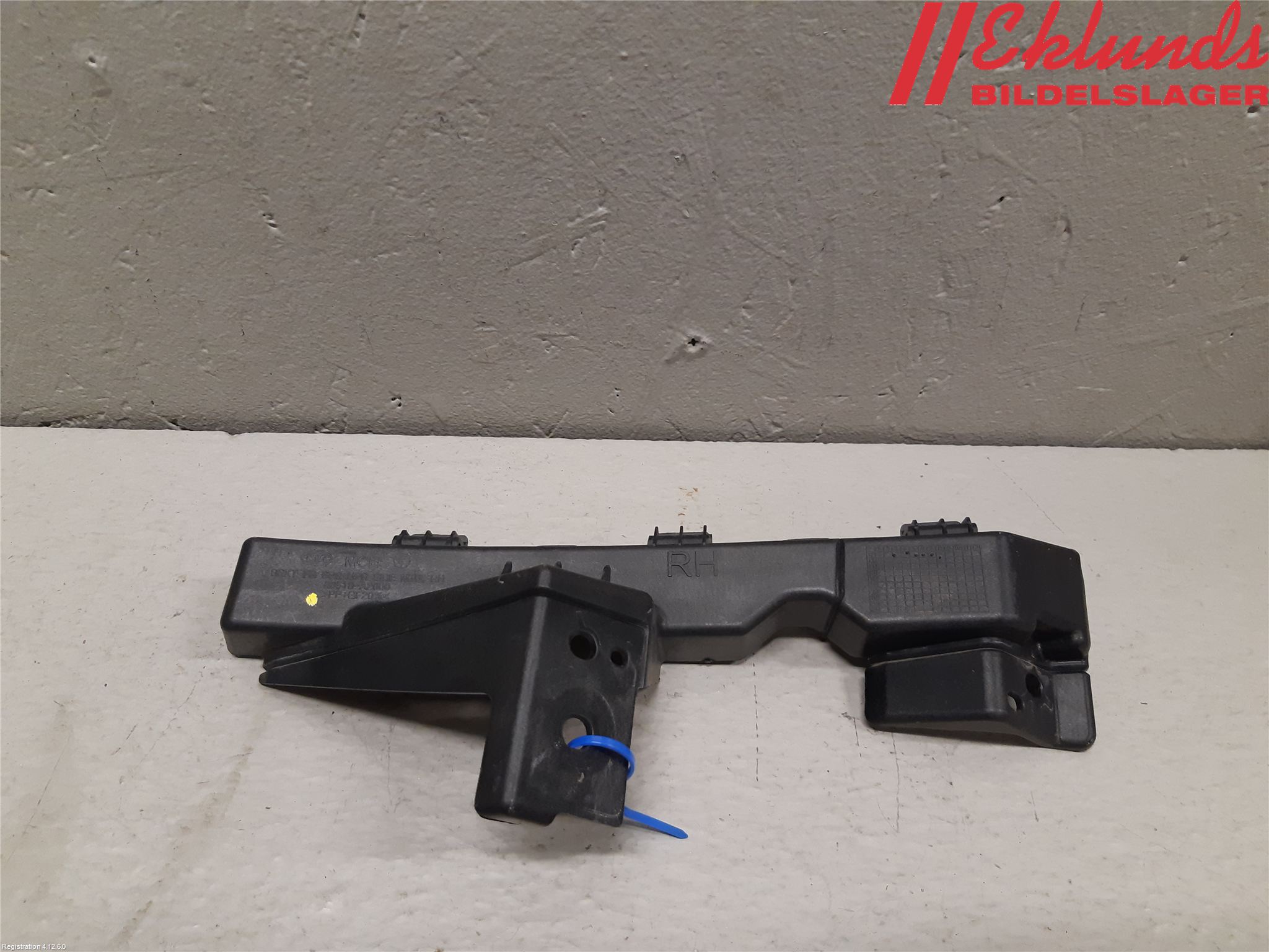 Kia CEED 12-18 Stötfångarfäste Fram Hö